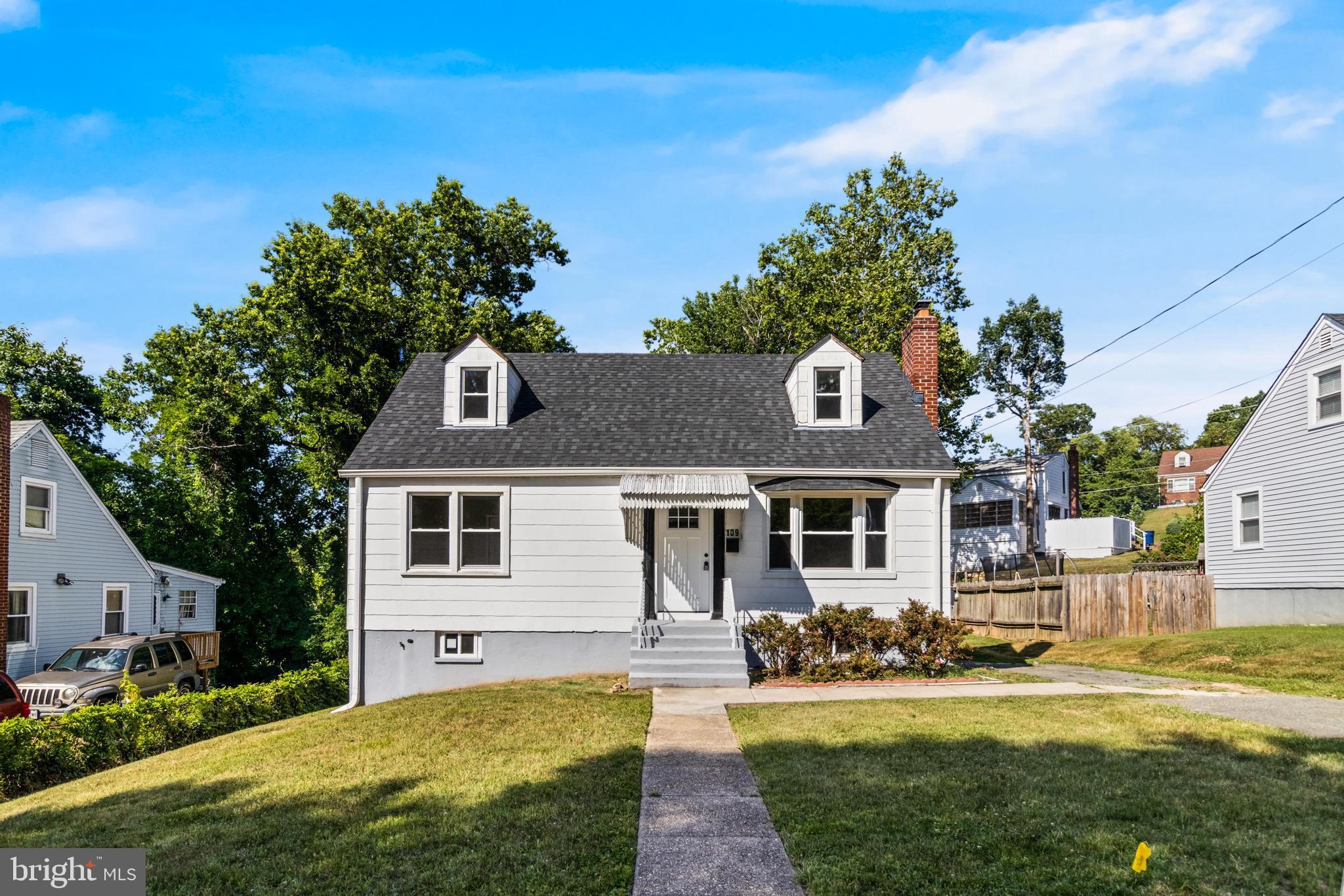 109 S HURON DRIVE