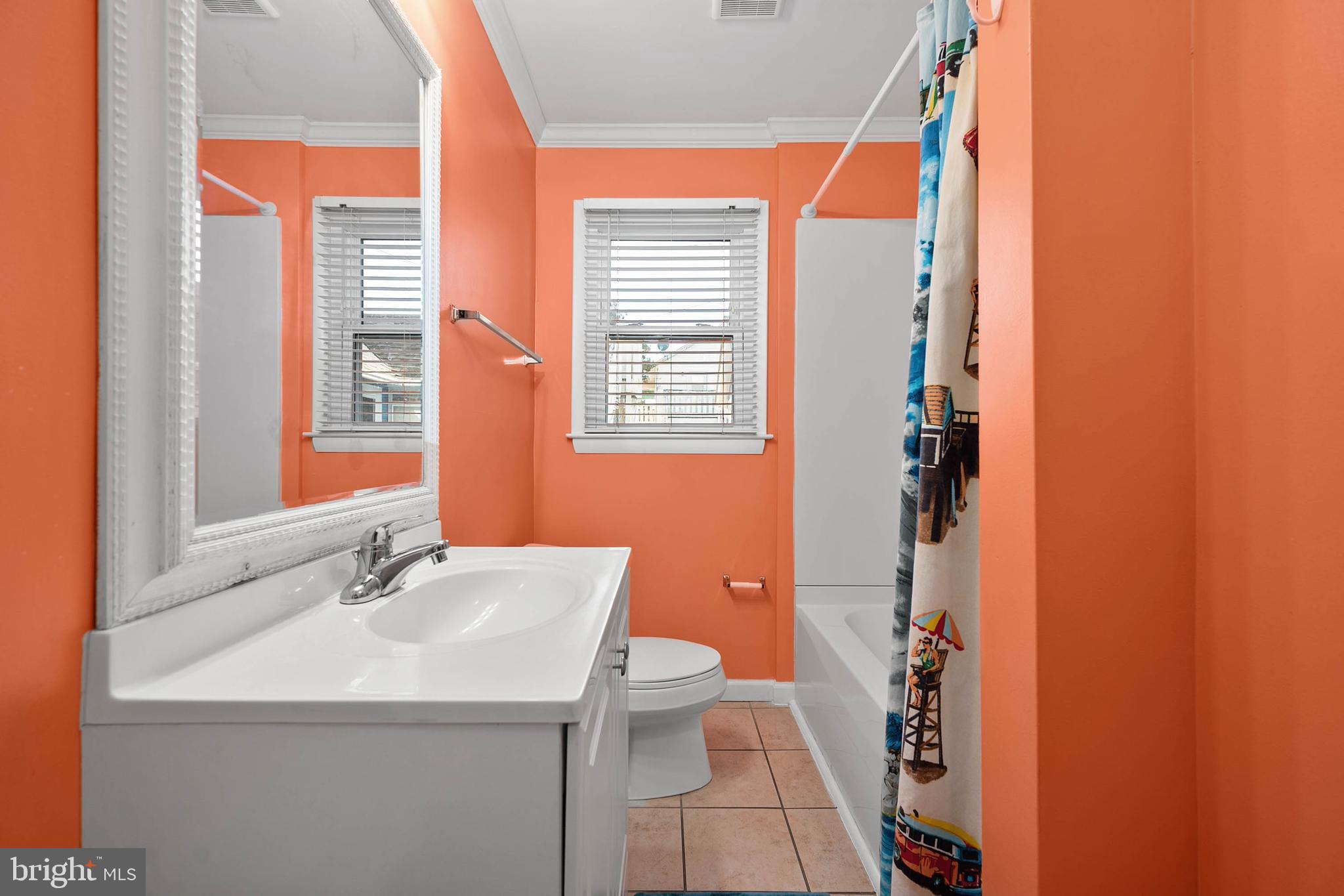 HITCHENS & TRIMPER - Residential