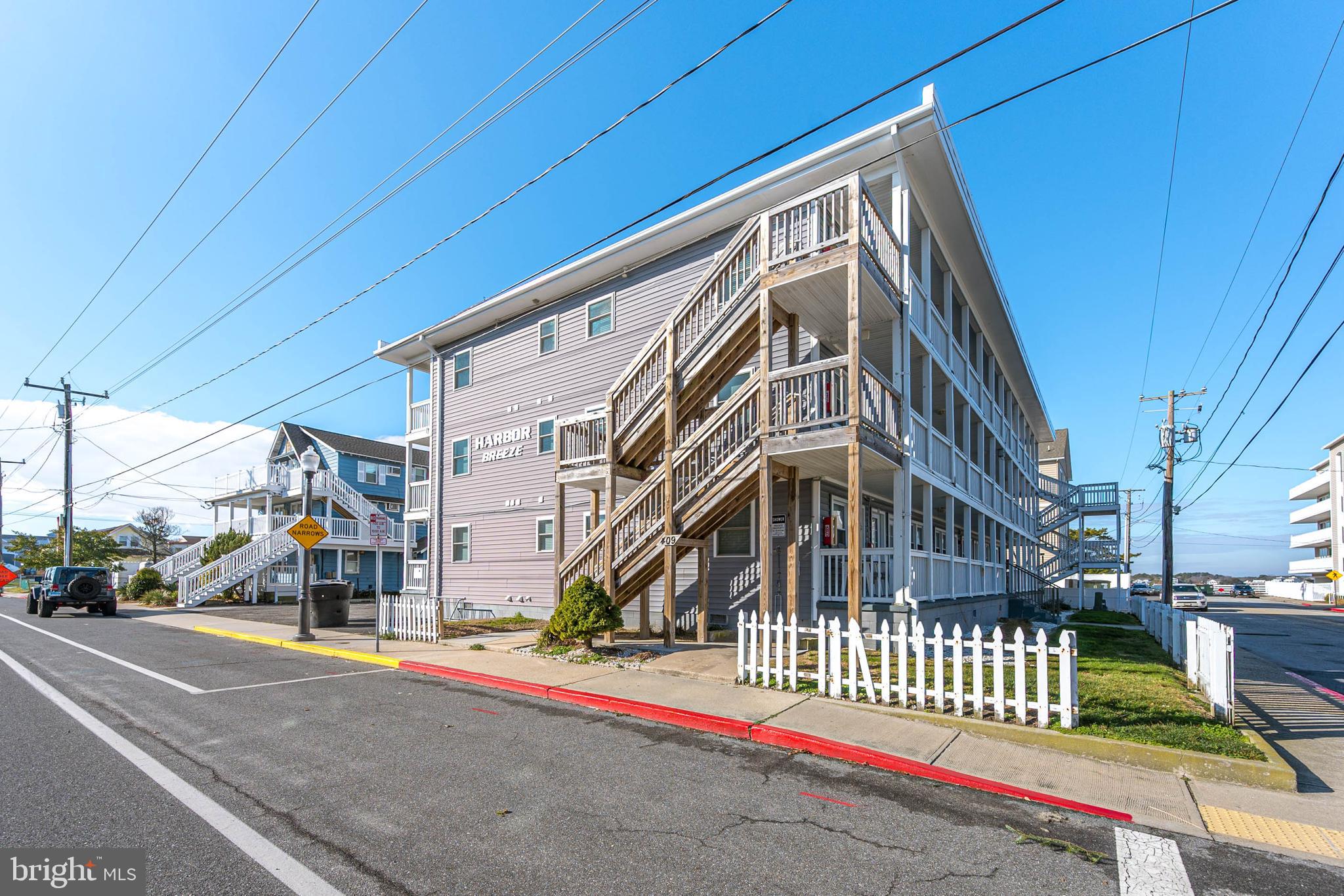 HITCHENS & TRIMPER - Residential