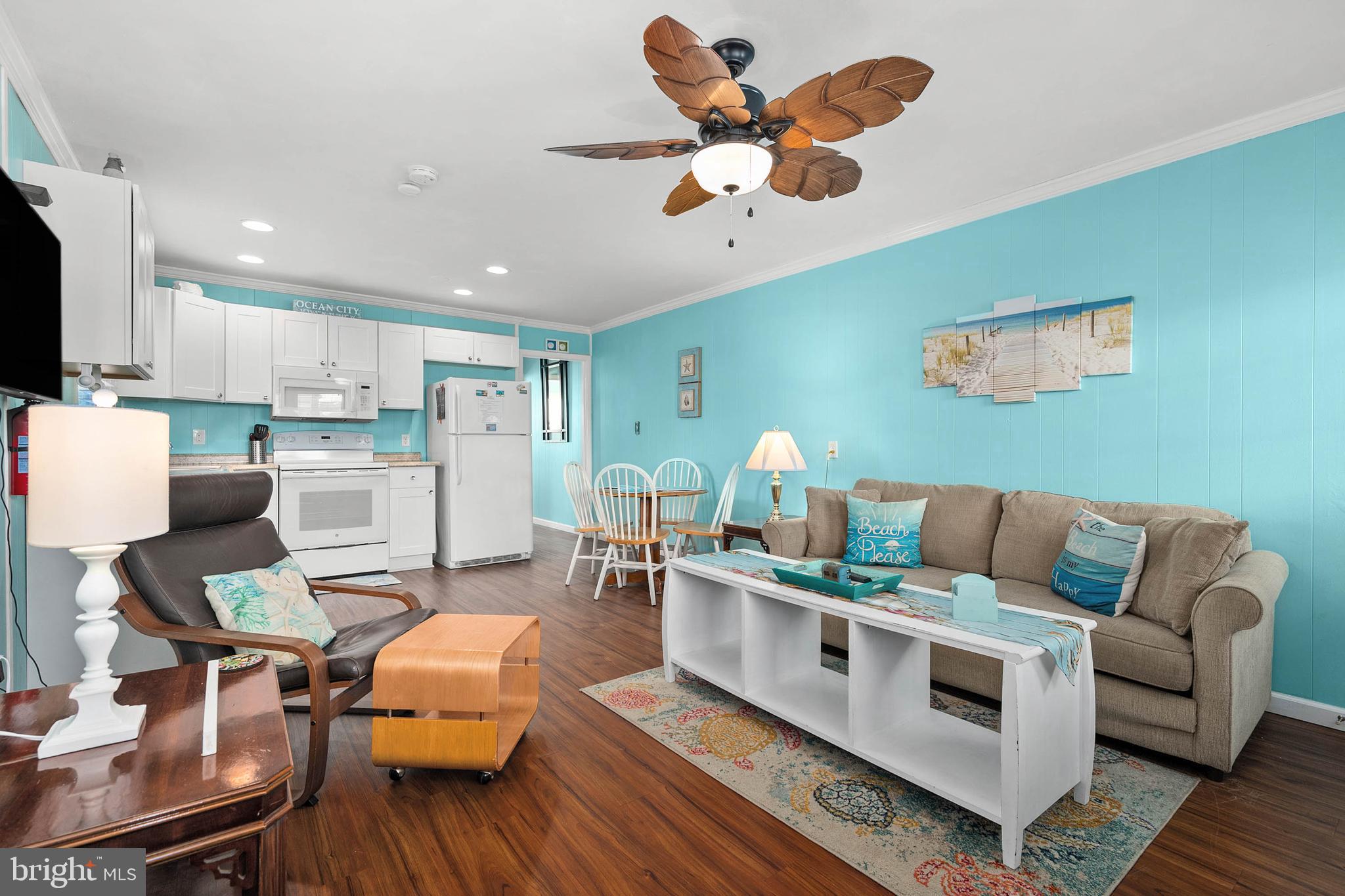 HITCHENS & TRIMPER - Residential