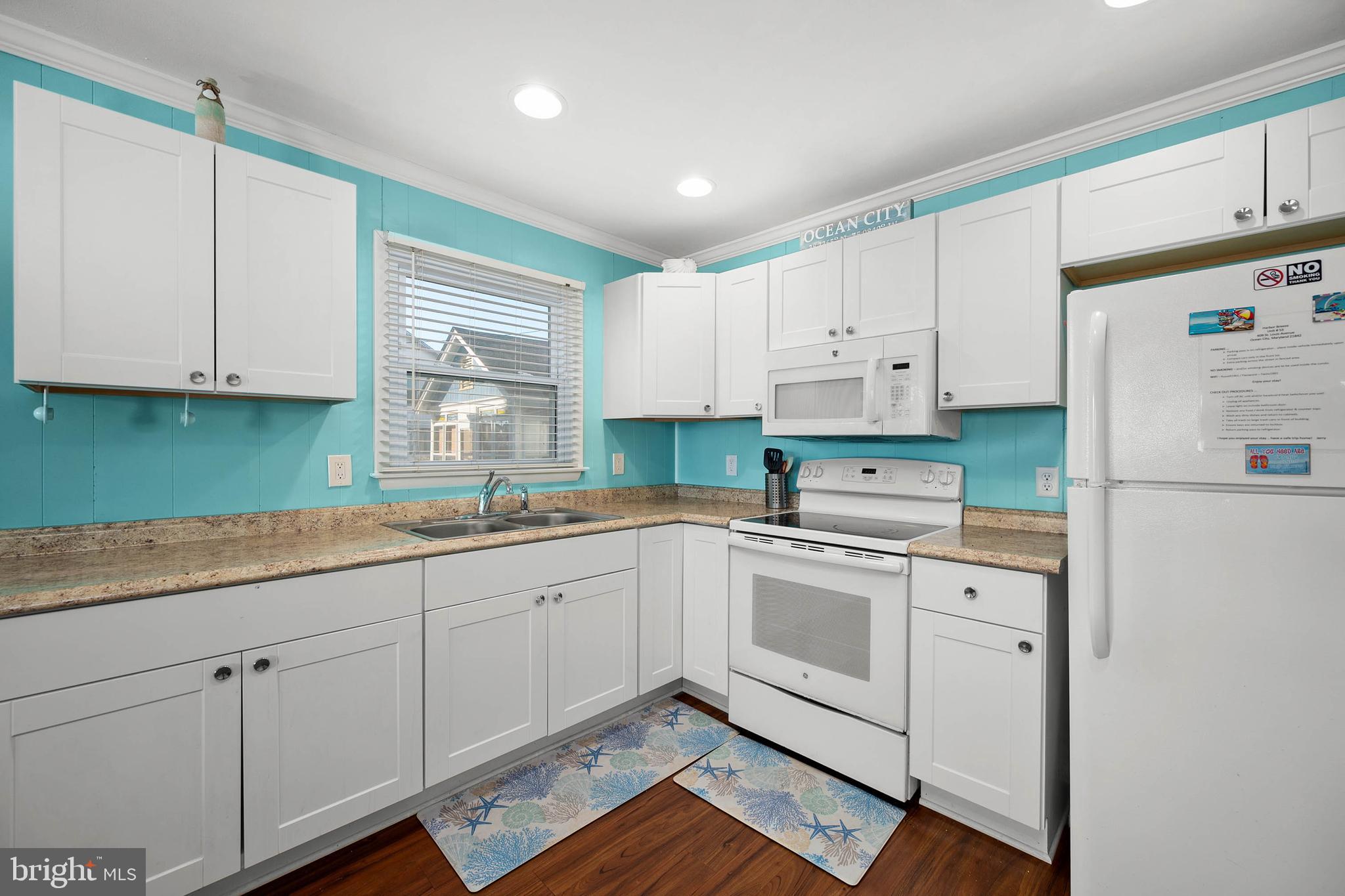 HITCHENS & TRIMPER - Residential