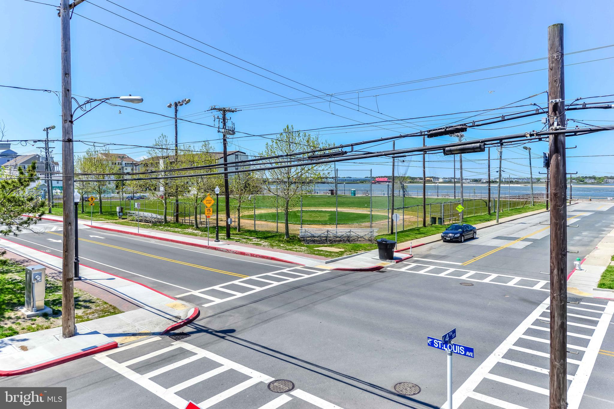 HITCHENS & TRIMPER - Residential