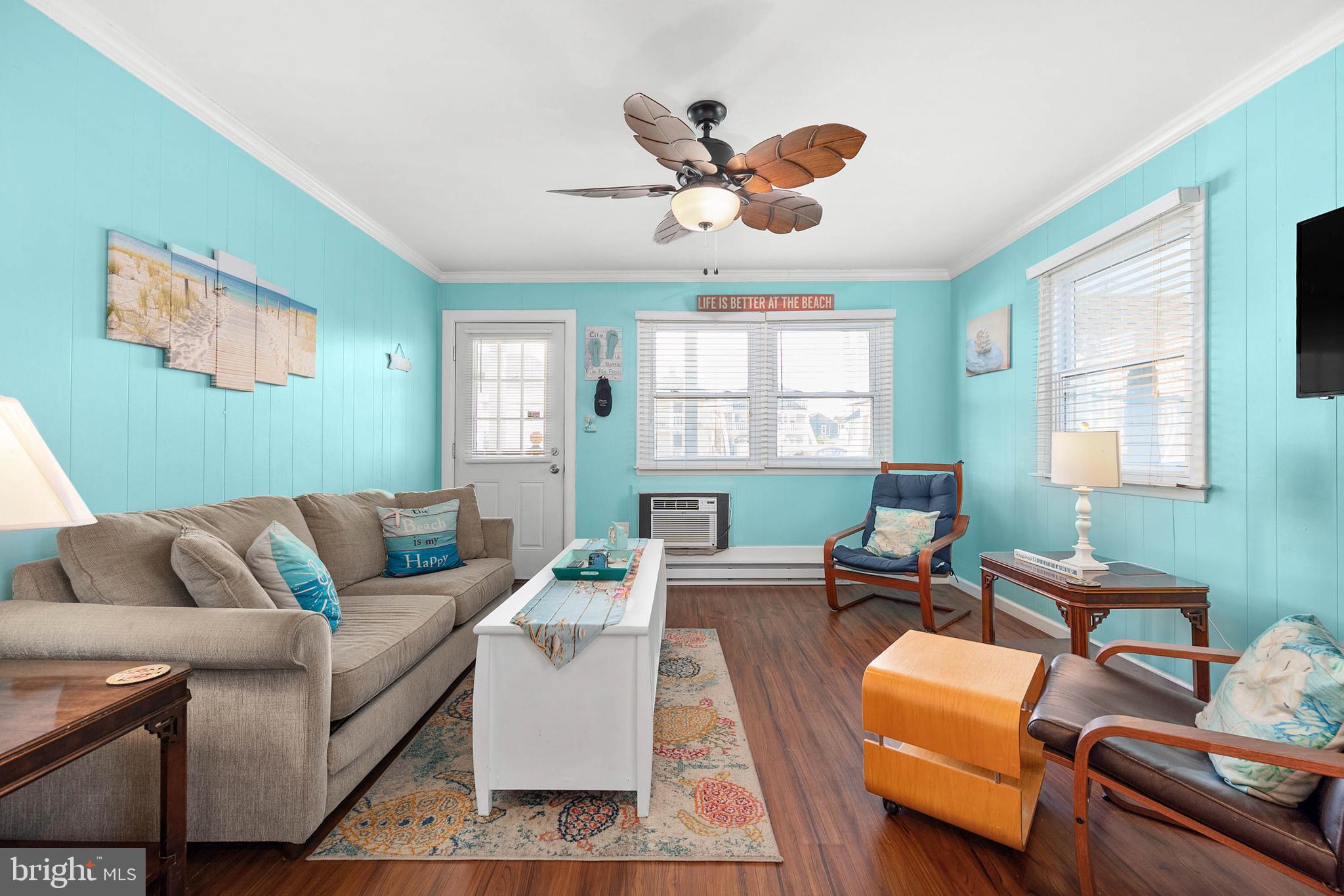 HITCHENS & TRIMPER - Residential