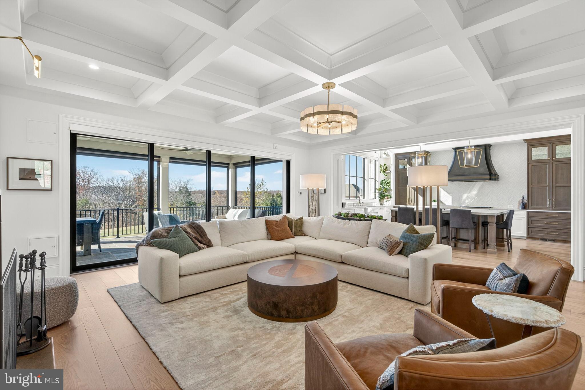 ESTATES @ CREIGHTON FARM - Residential