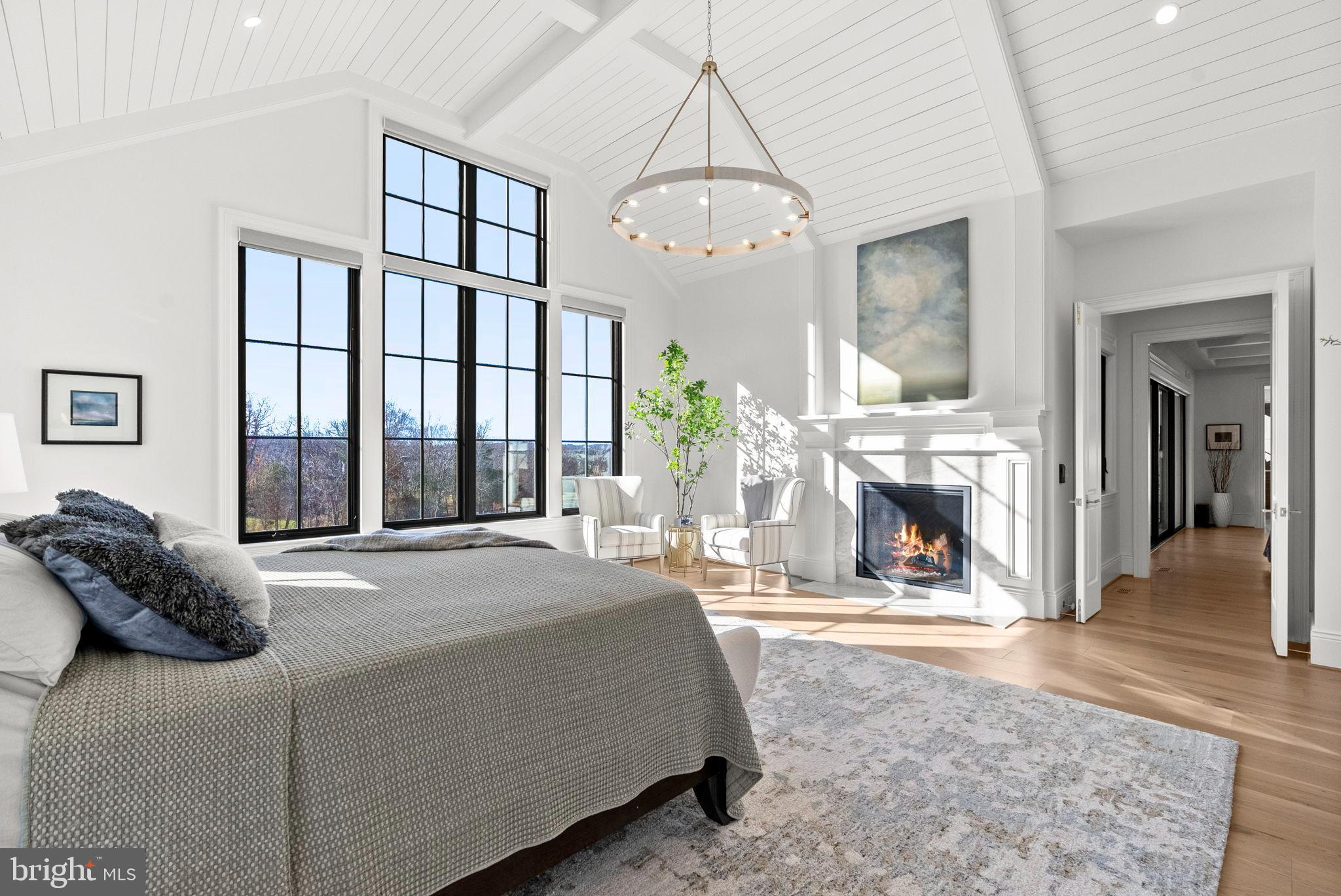 ESTATES @ CREIGHTON FARM - Residential