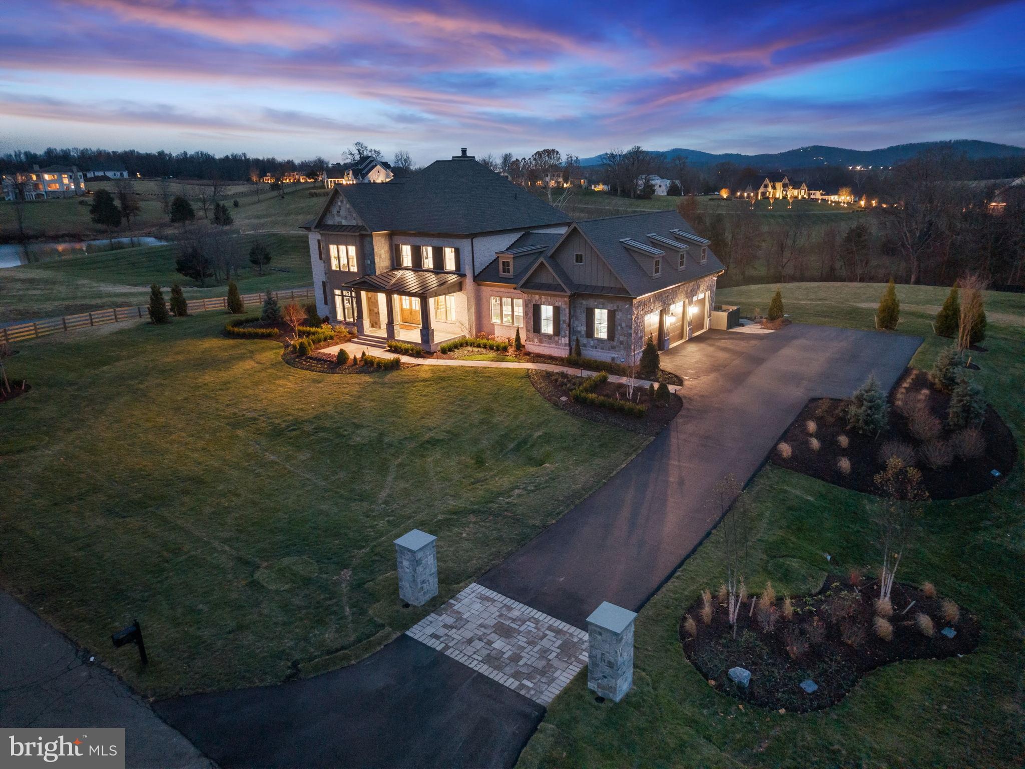 ESTATES @ CREIGHTON FARM - Residential