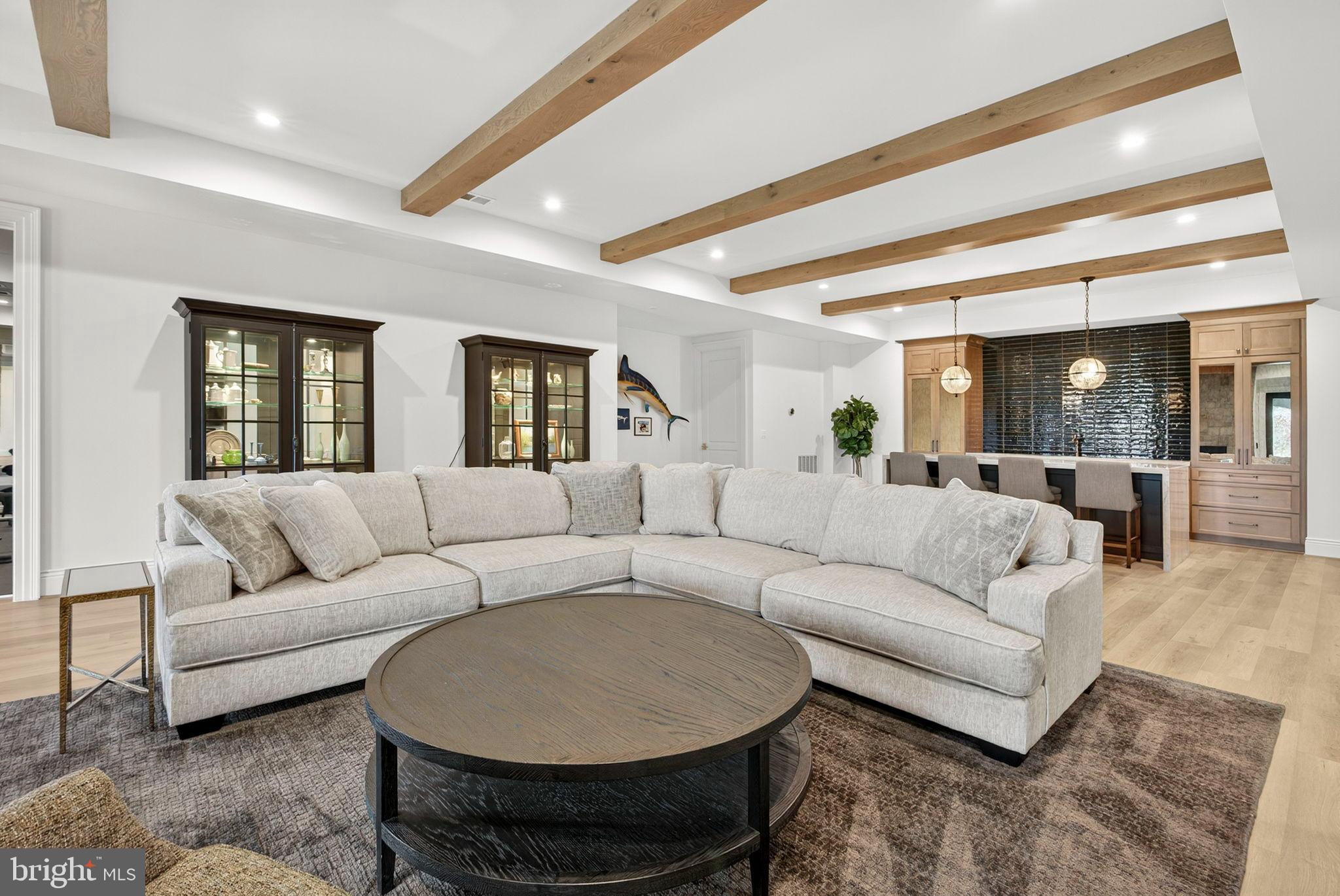 ESTATES @ CREIGHTON FARM - Residential