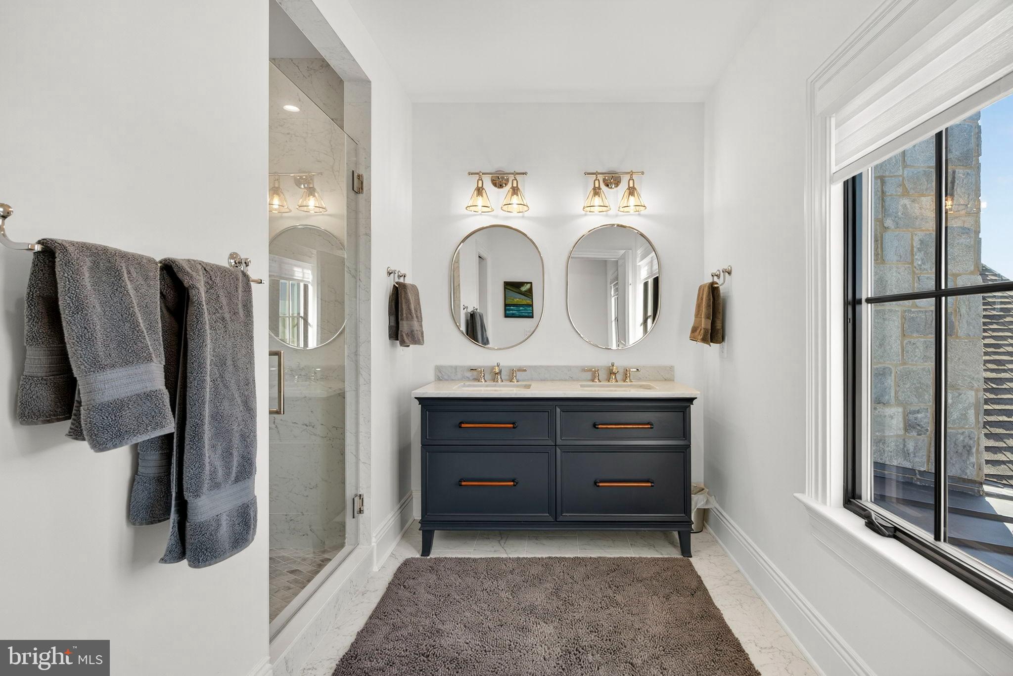 ESTATES @ CREIGHTON FARM - Residential