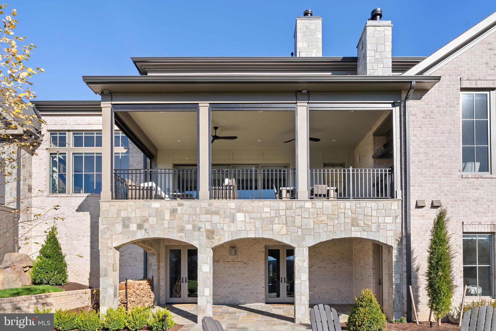 ESTATES @ CREIGHTON FARM - Residential