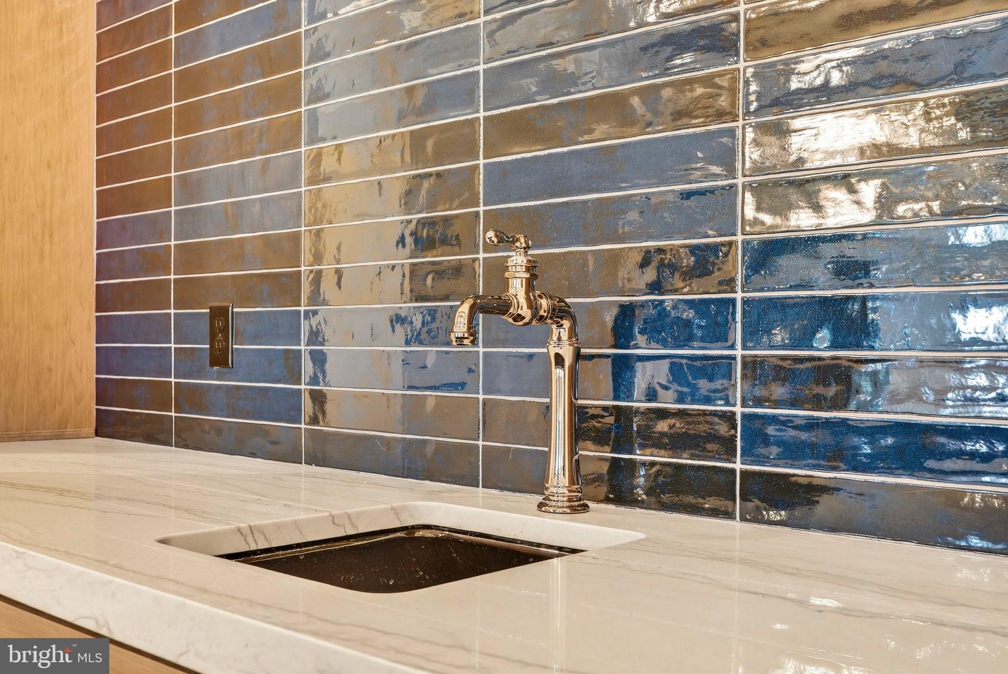 ESTATES @ CREIGHTON FARM - Residential