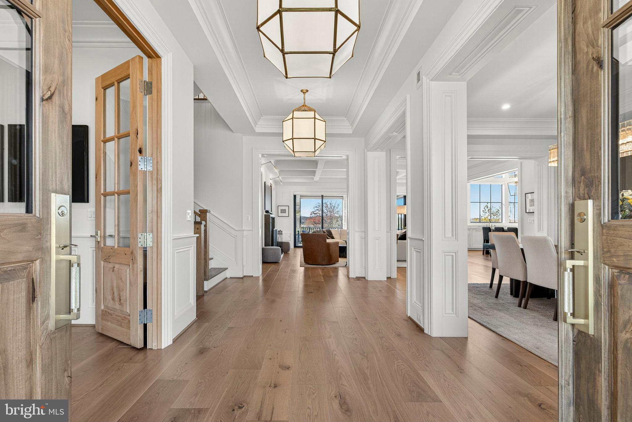 ESTATES @ CREIGHTON FARM - Residential