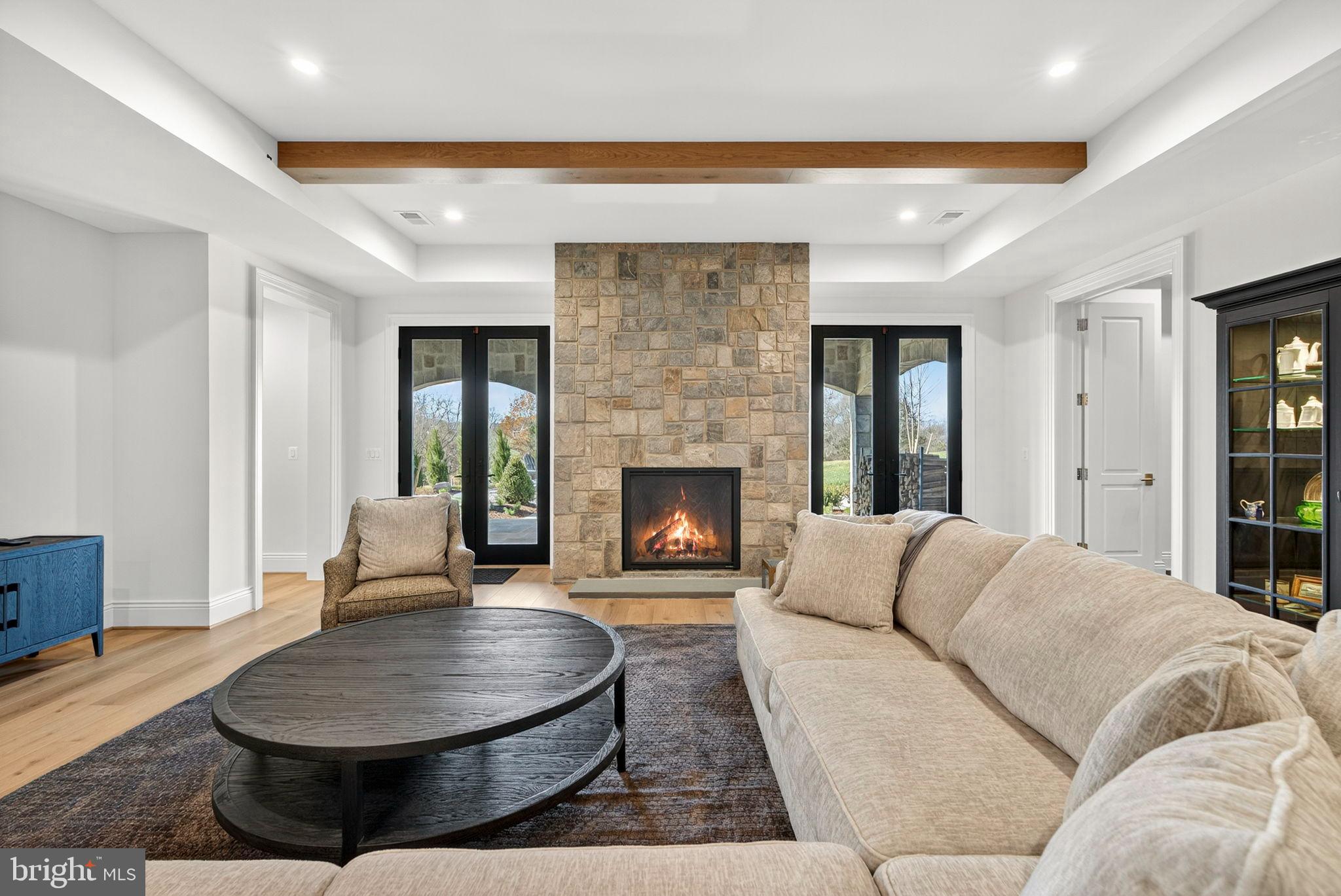 ESTATES @ CREIGHTON FARM - Residential