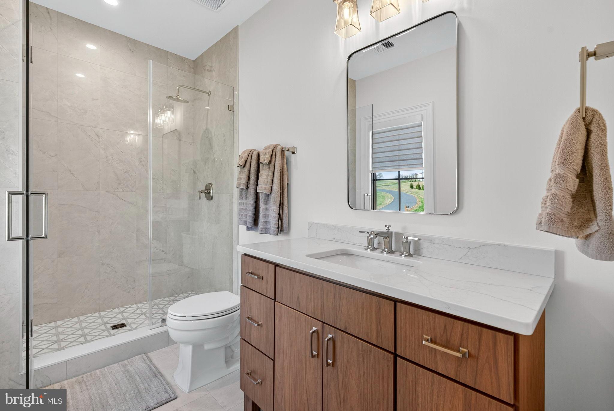 ESTATES @ CREIGHTON FARM - Residential