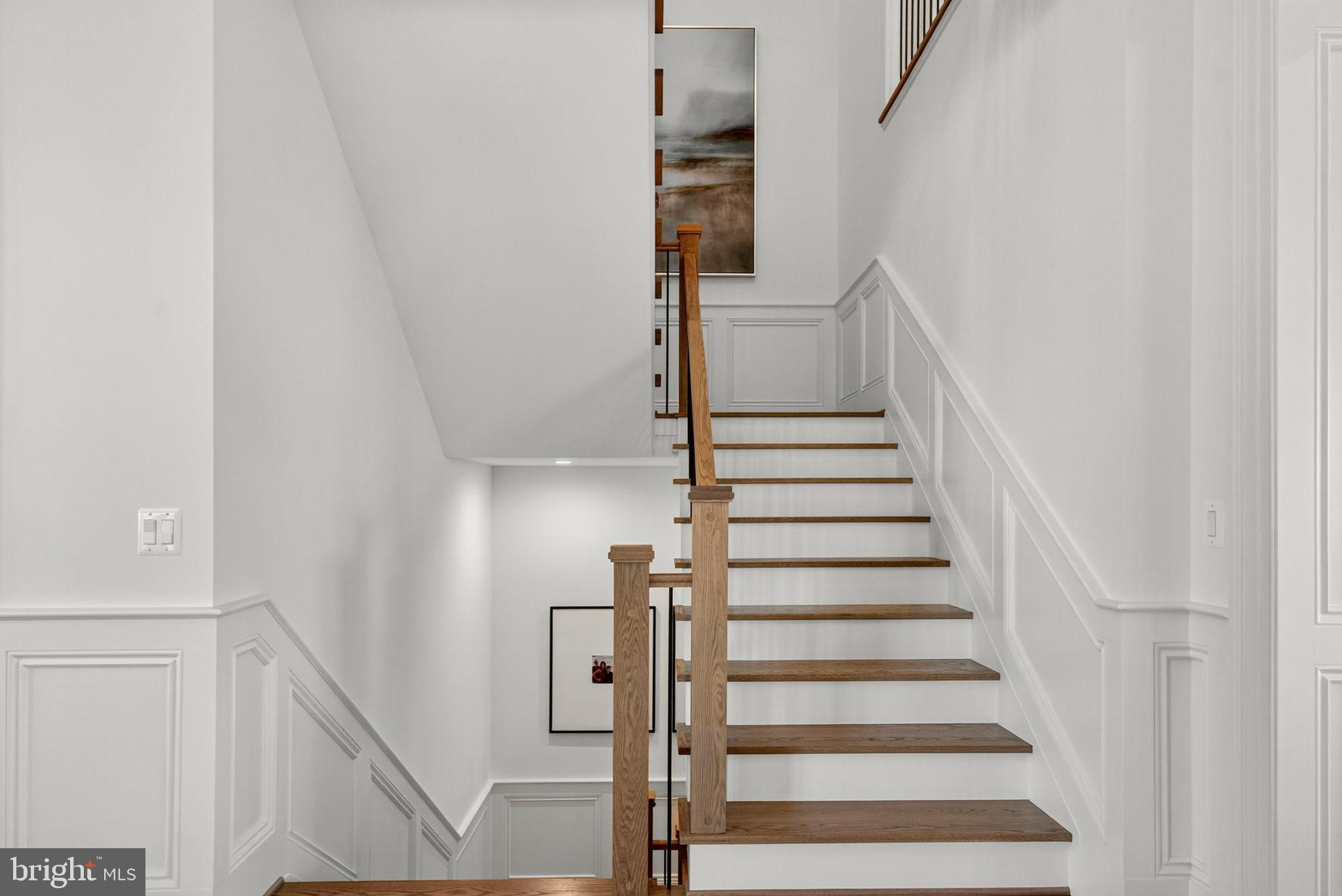 ESTATES @ CREIGHTON FARM - Residential