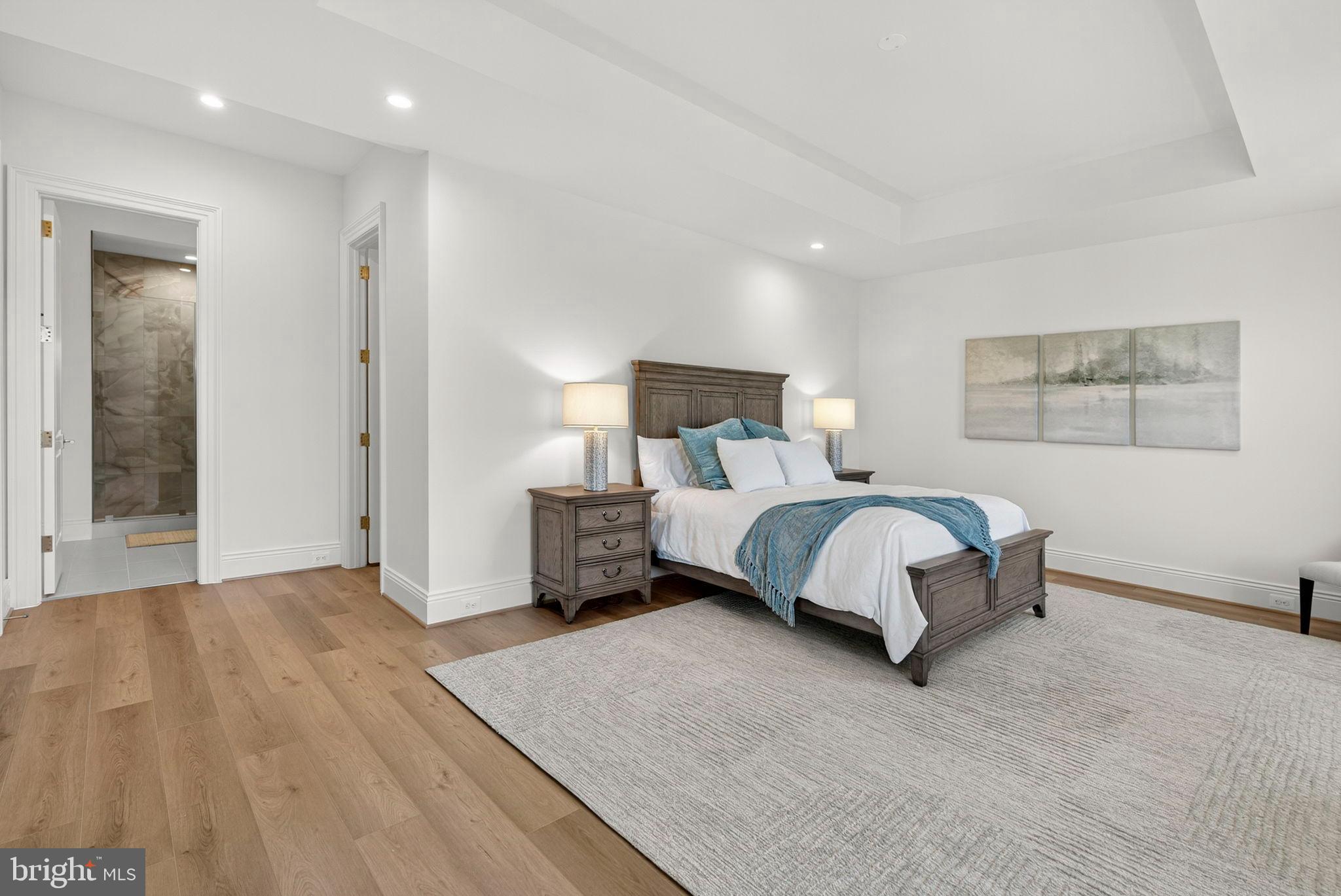 ESTATES @ CREIGHTON FARM - Residential