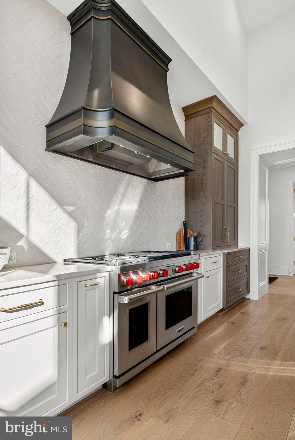 ESTATES @ CREIGHTON FARM - Residential