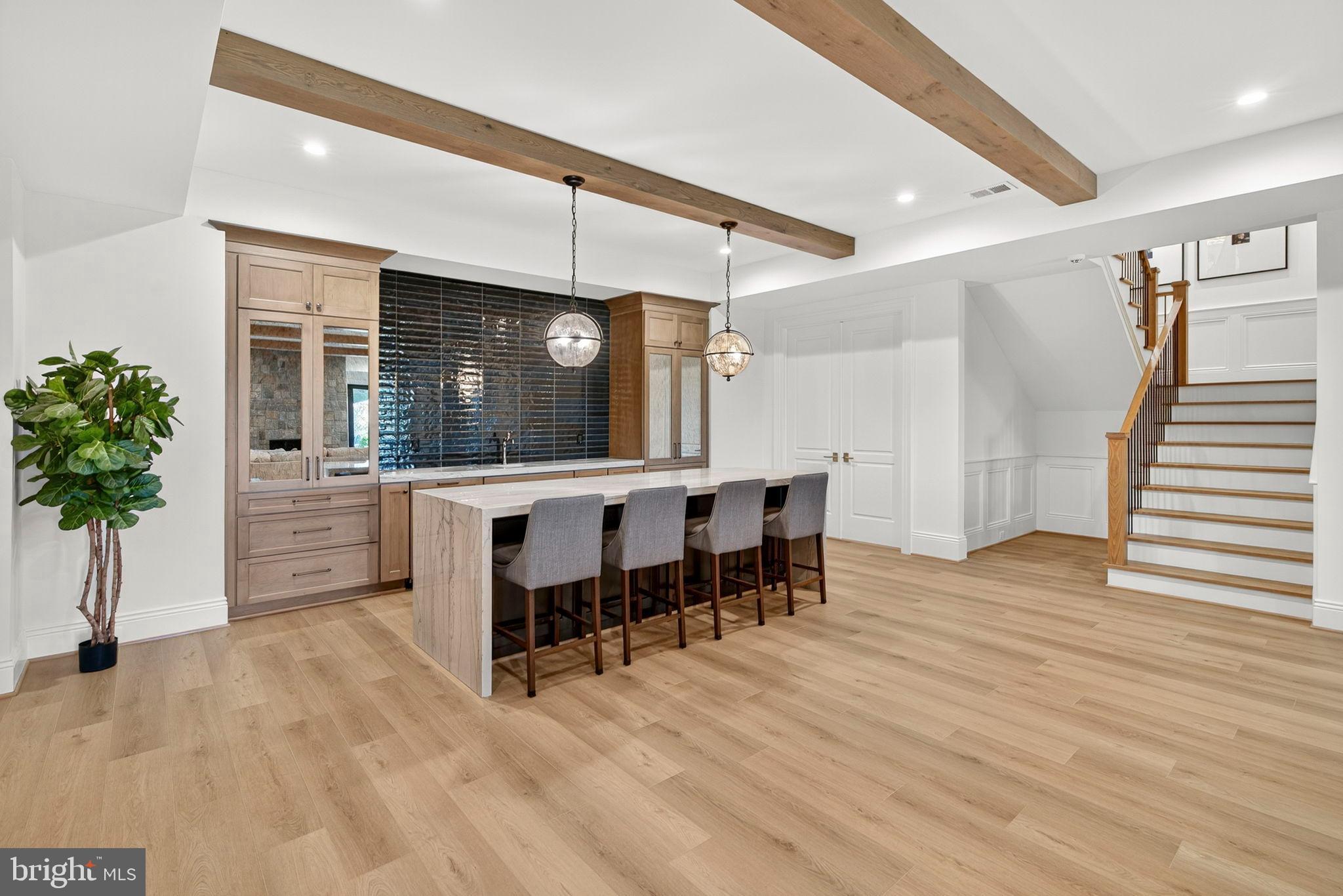 ESTATES @ CREIGHTON FARM - Residential