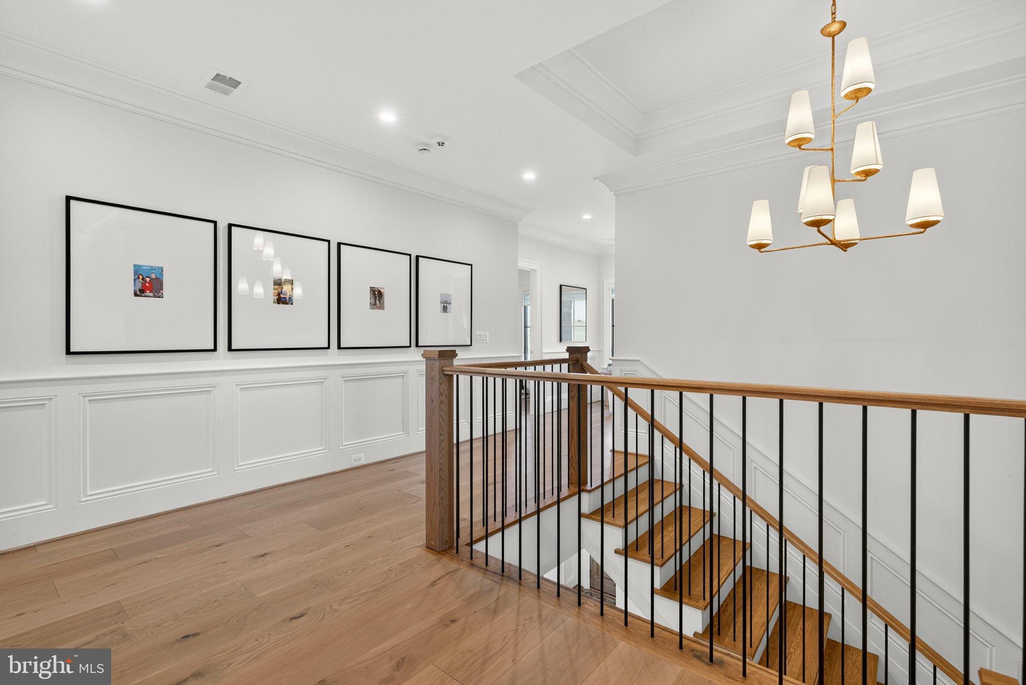 ESTATES @ CREIGHTON FARM - Residential