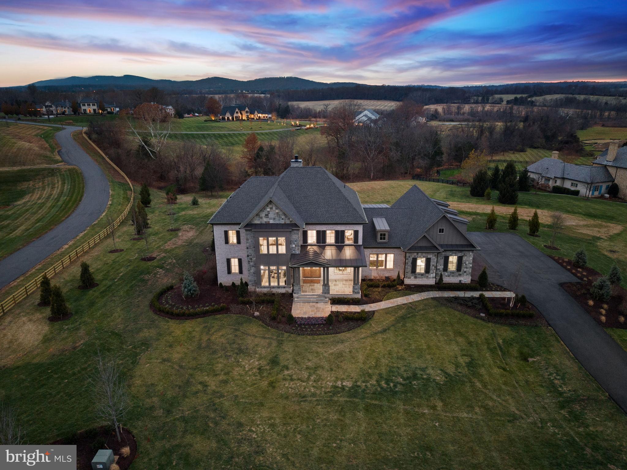 ESTATES @ CREIGHTON FARM - Residential