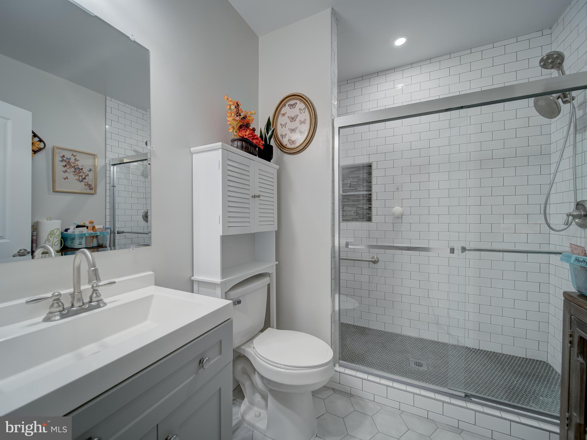 CHELTENHAM ESTATES - Residential