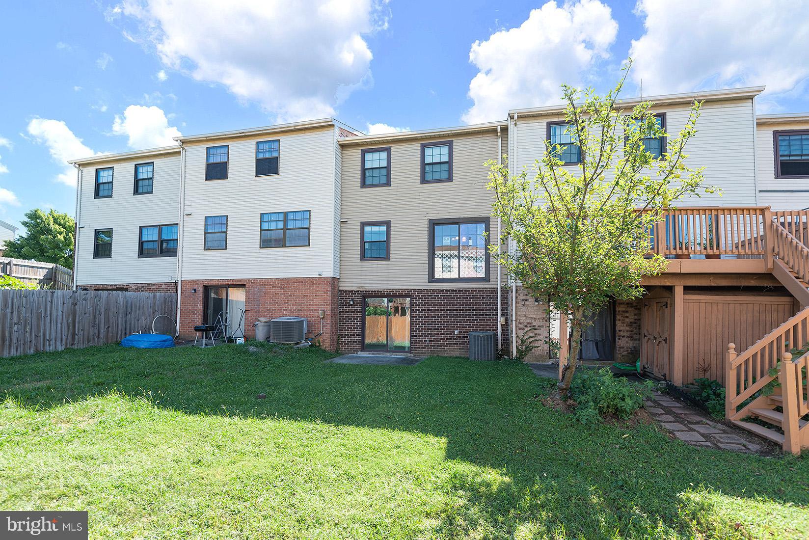 BROADFIELD AT WILTON FARM - Residential