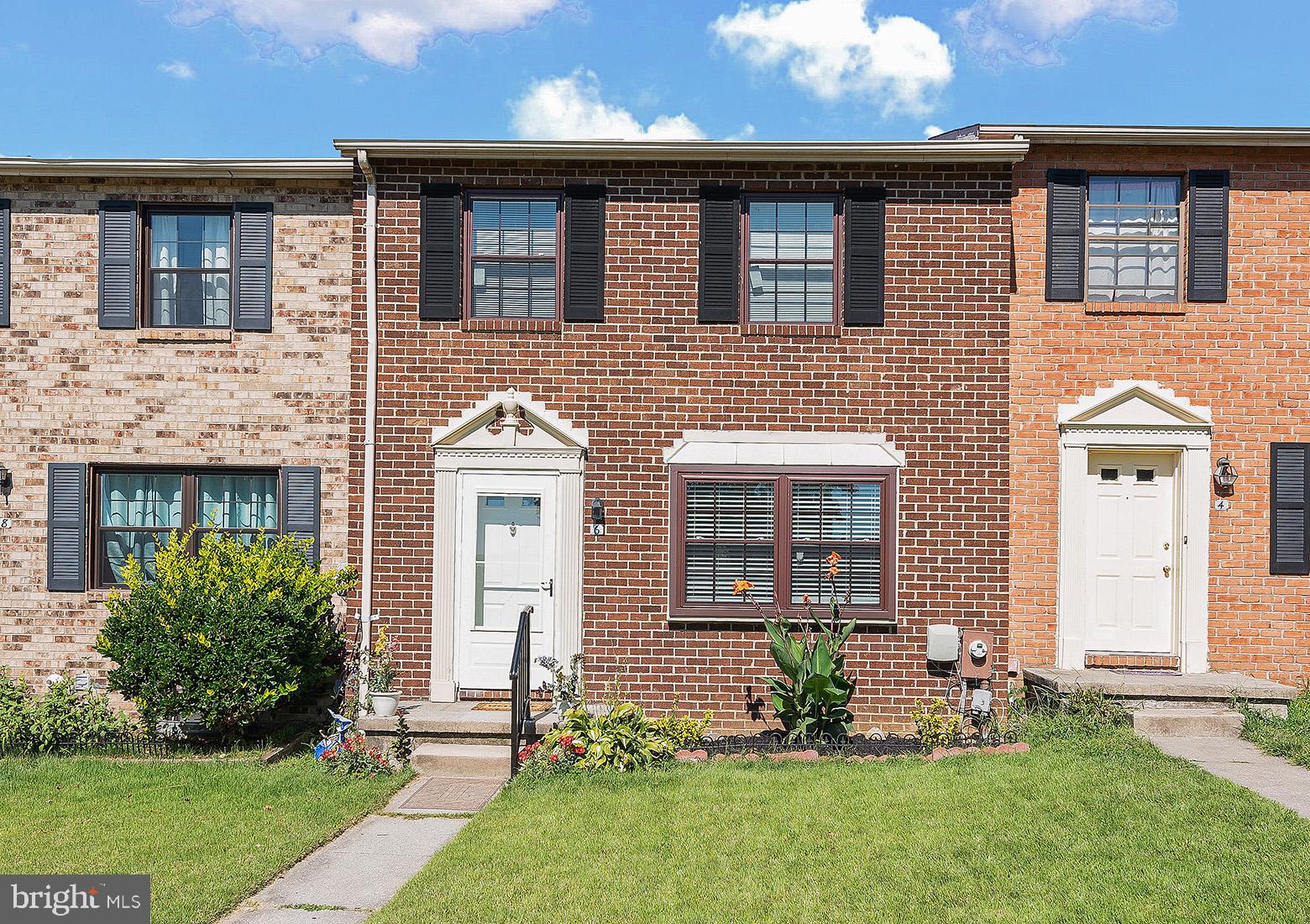 BROADFIELD AT WILTON FARM - Residential