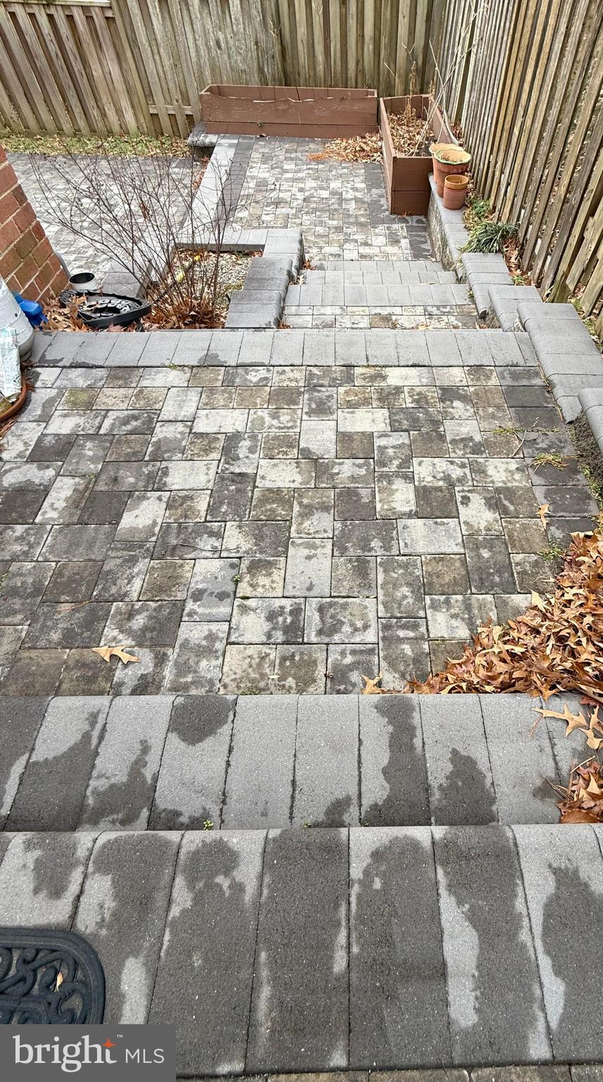 HUNTER VILLAGE - Residential Lease