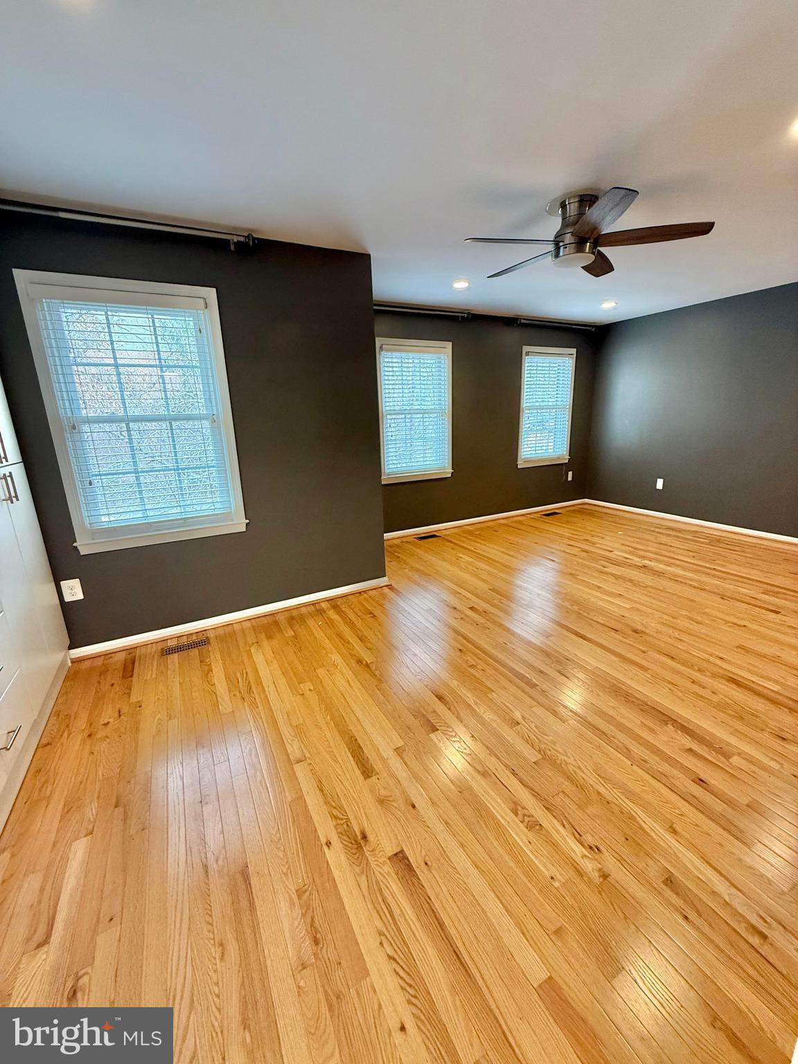 HUNTER VILLAGE - Residential Lease