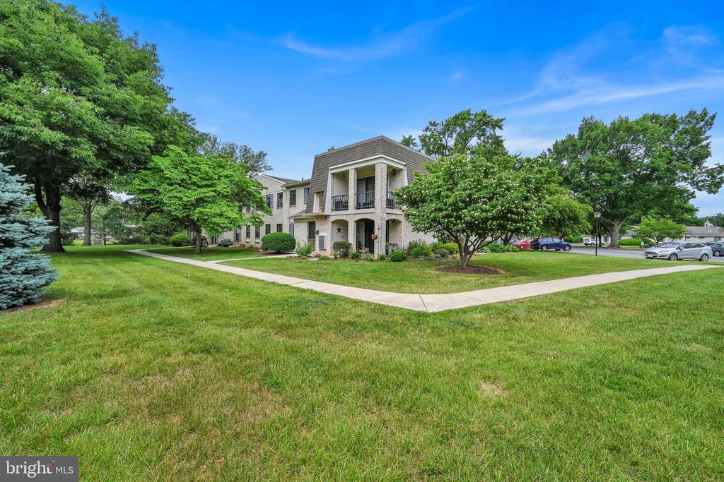 Photo of 69 Valleybrook Drive, Lancaster, PA 17601 (MLS # PALA2052338)