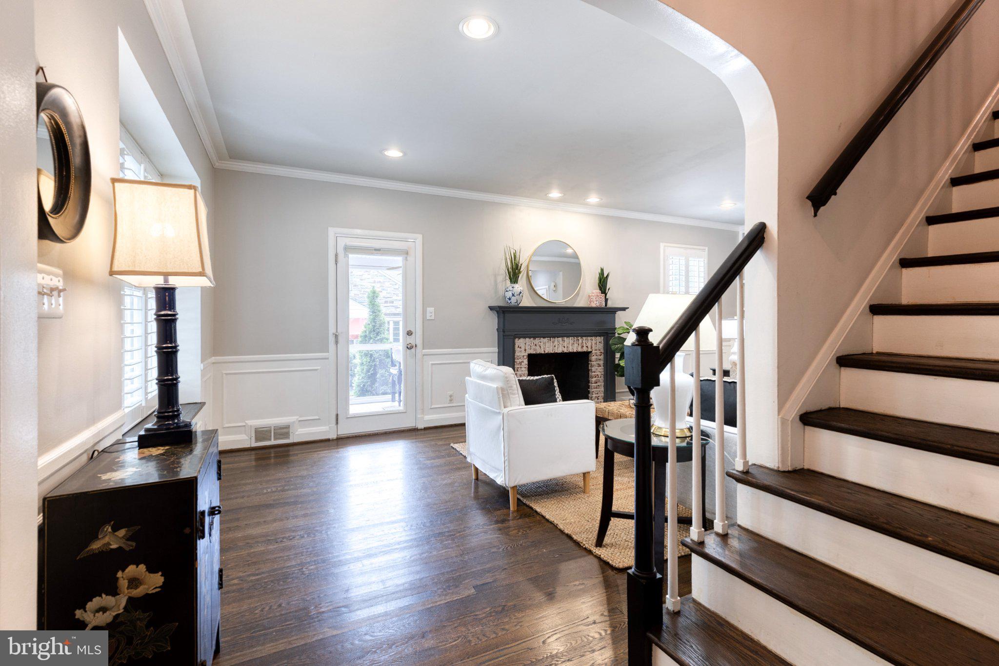 527 YARMOUTH ROAD