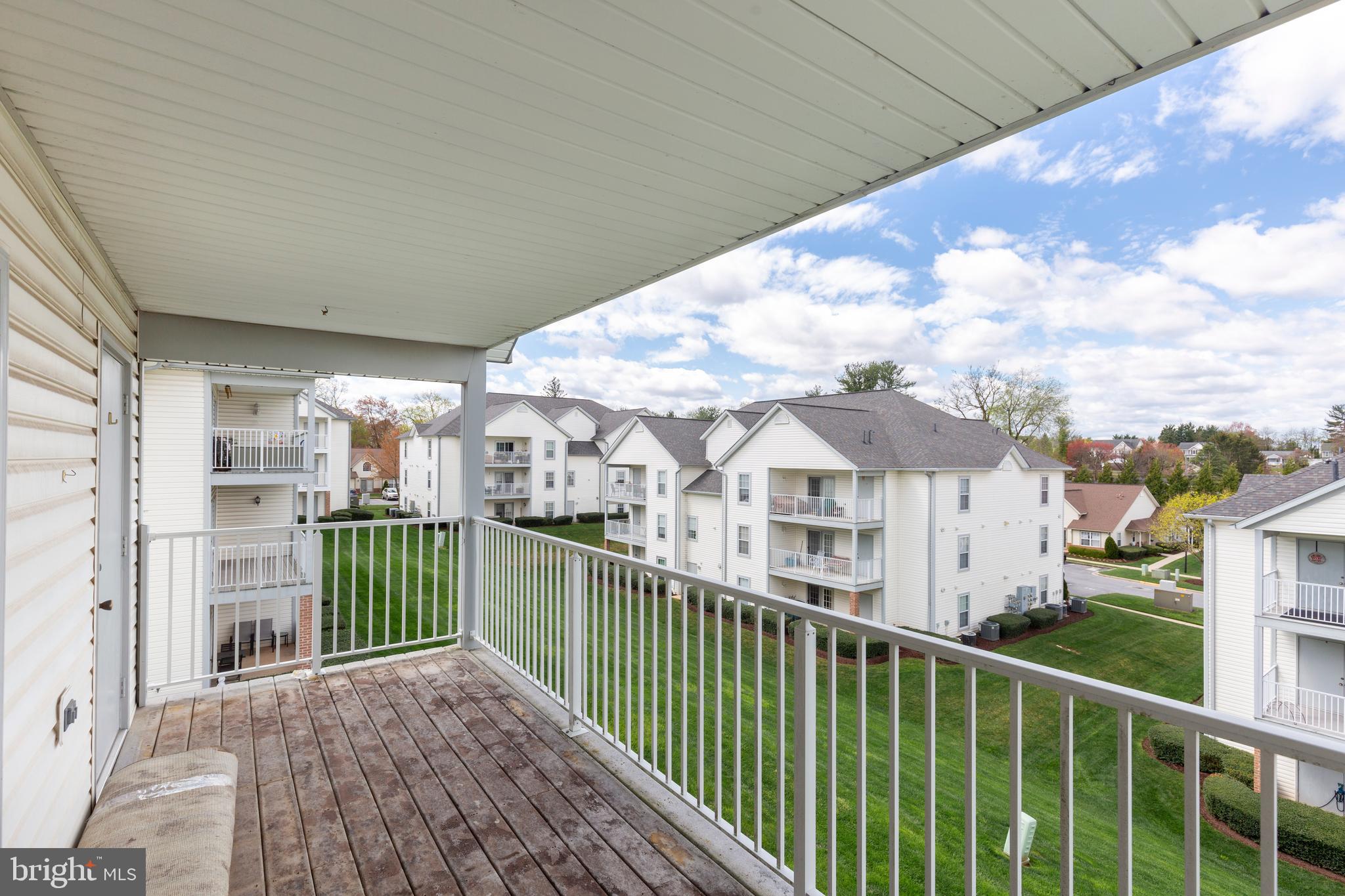 WINIFRED MANOR - Residential