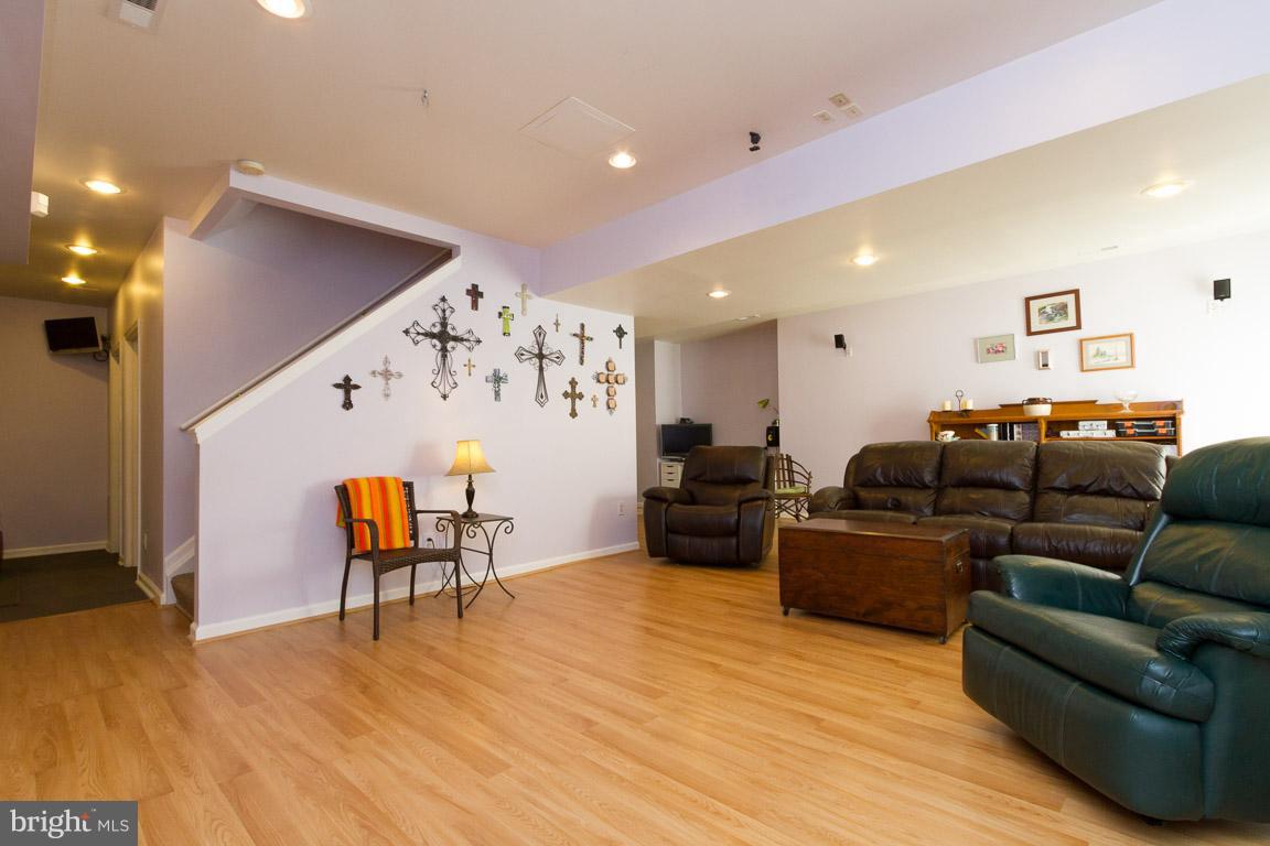 WINDY HILL - Residential