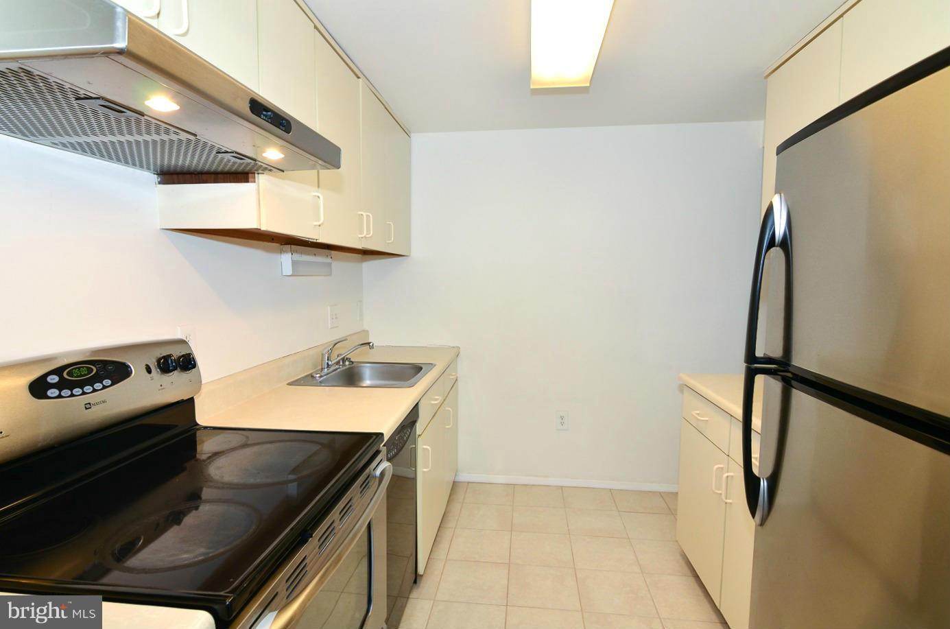 SENTINEL OF LANDMARK - Residential