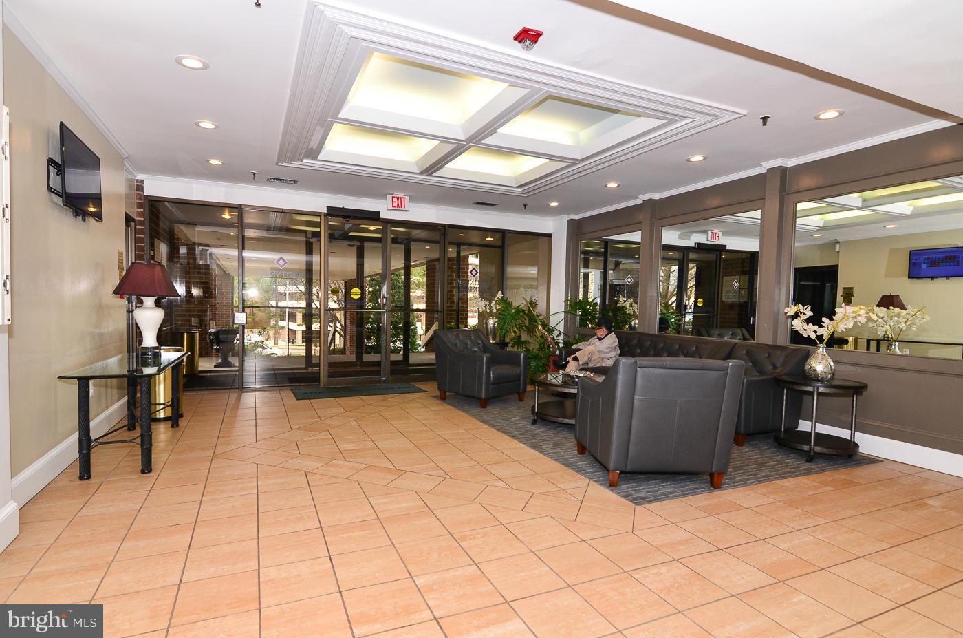 SENTINEL OF LANDMARK - Residential