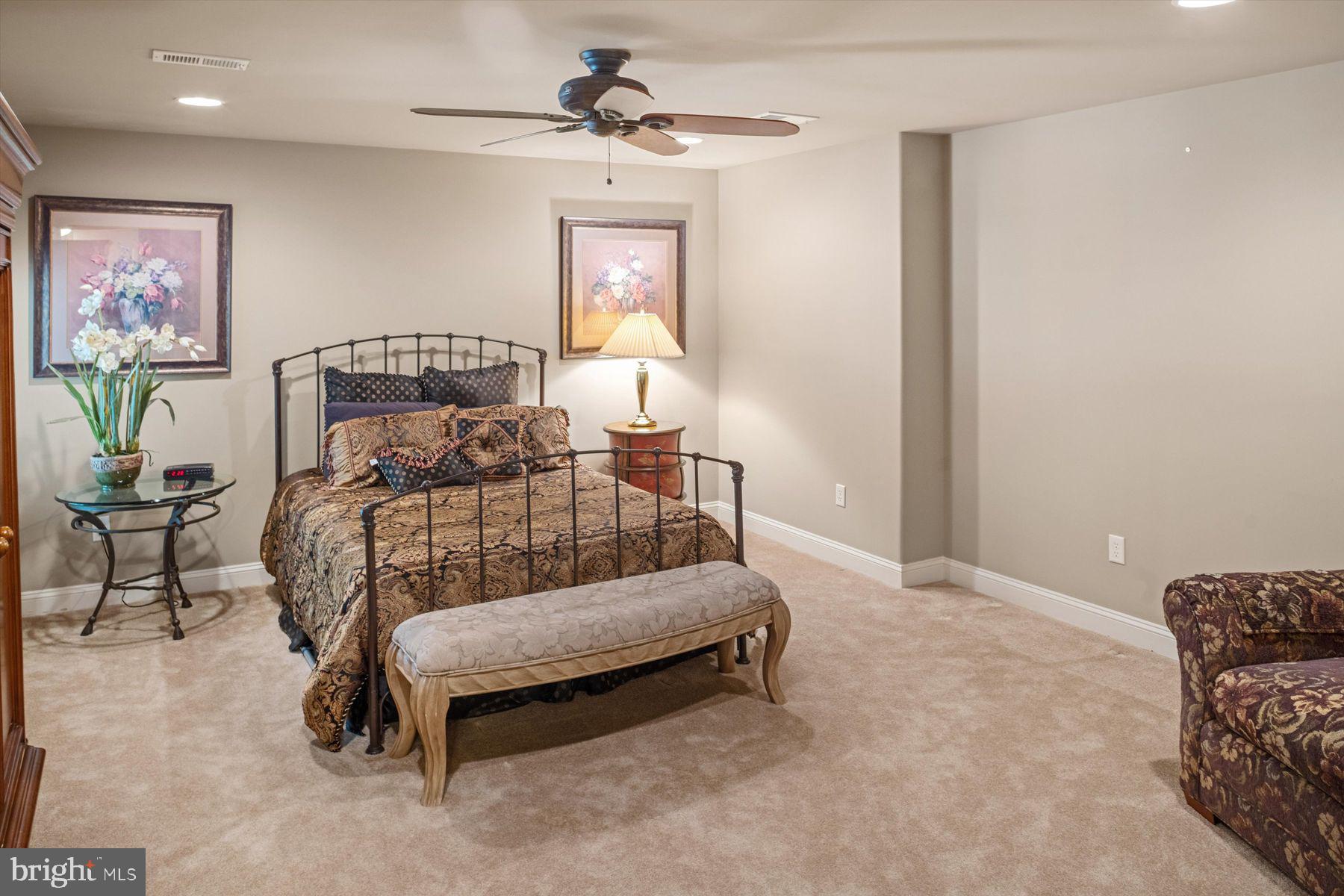 SAGE MDWS AT PIDCOCK - Residential