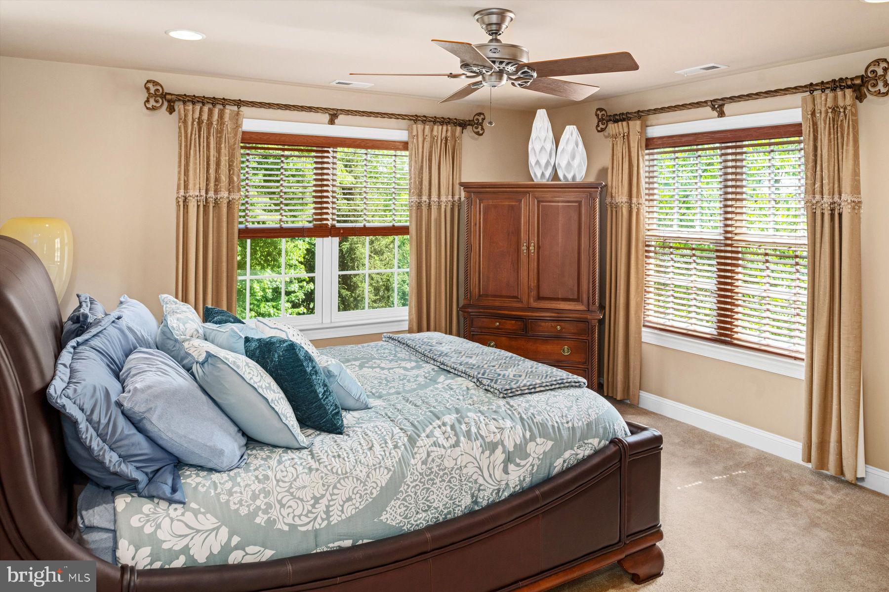 SAGE MDWS AT PIDCOCK - Residential