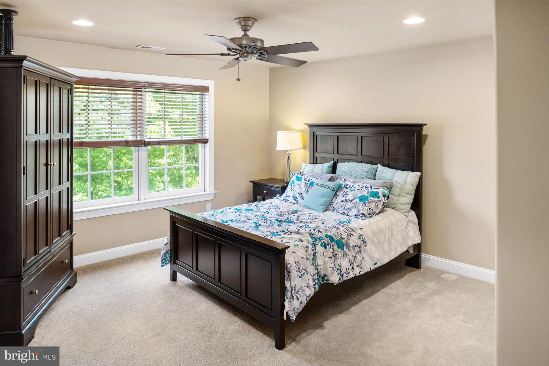 SAGE MDWS AT PIDCOCK - Residential