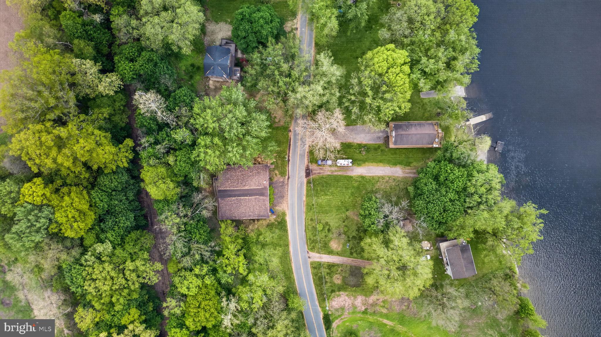 2952 HUTCHINSON RIVER ROAD