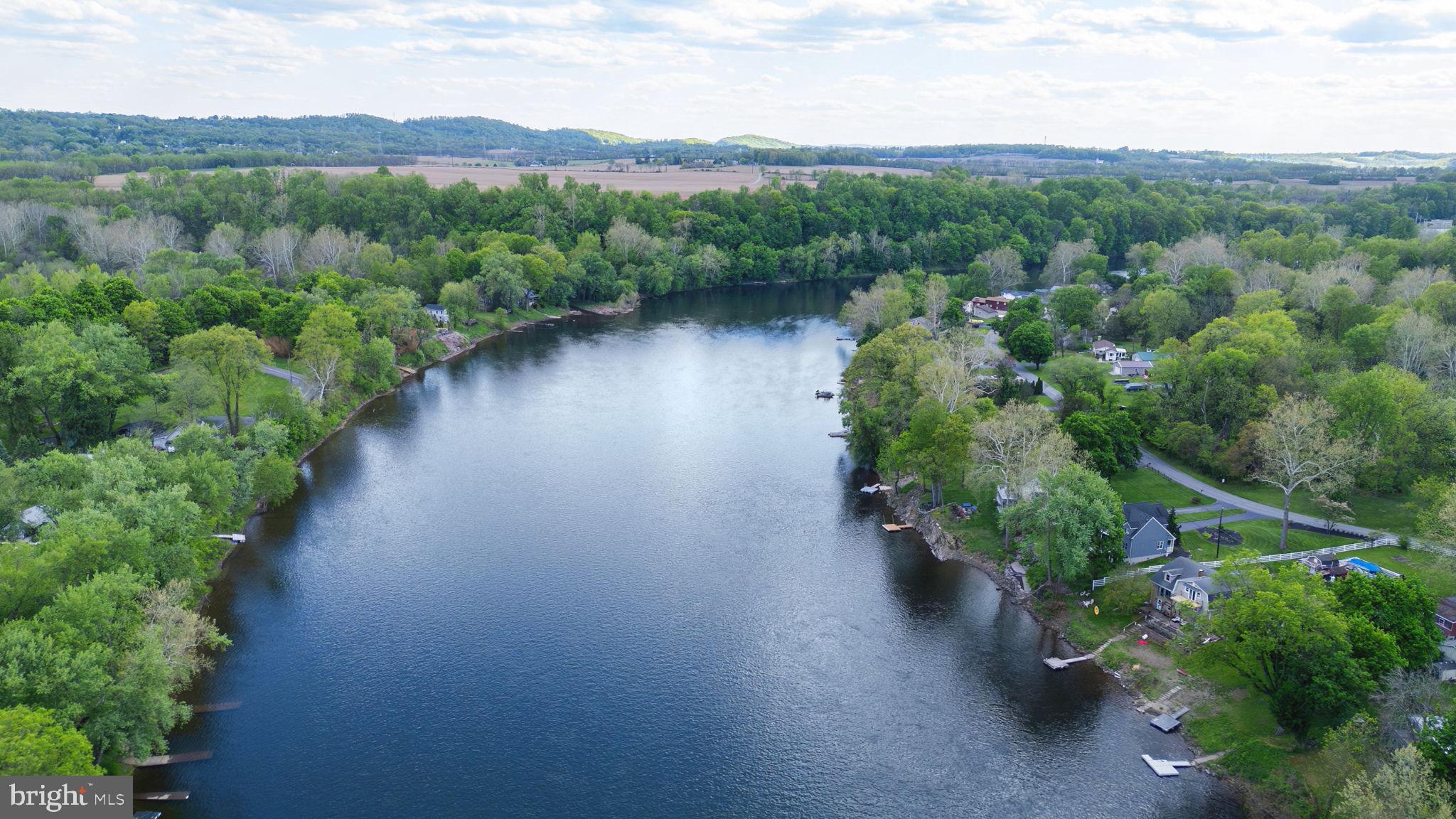 2952 HUTCHINSON RIVER ROAD