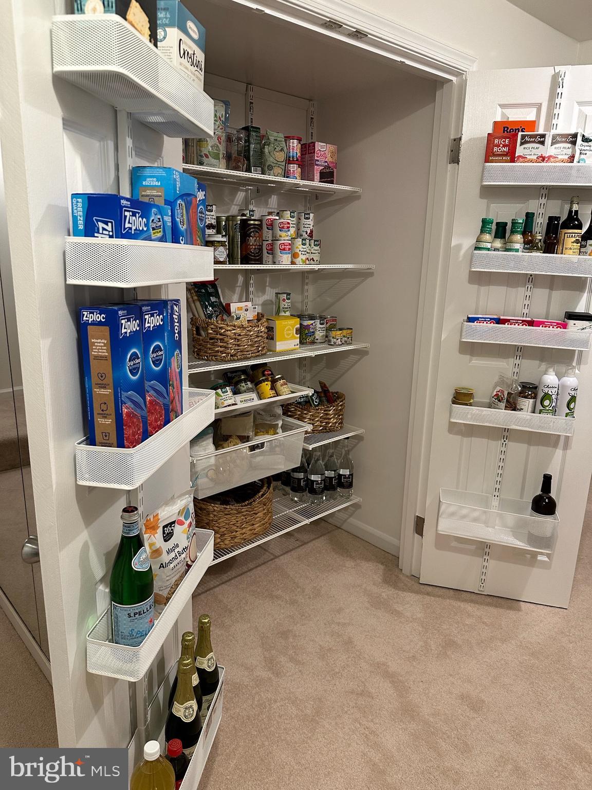 BARKER HILL - Residential Lease