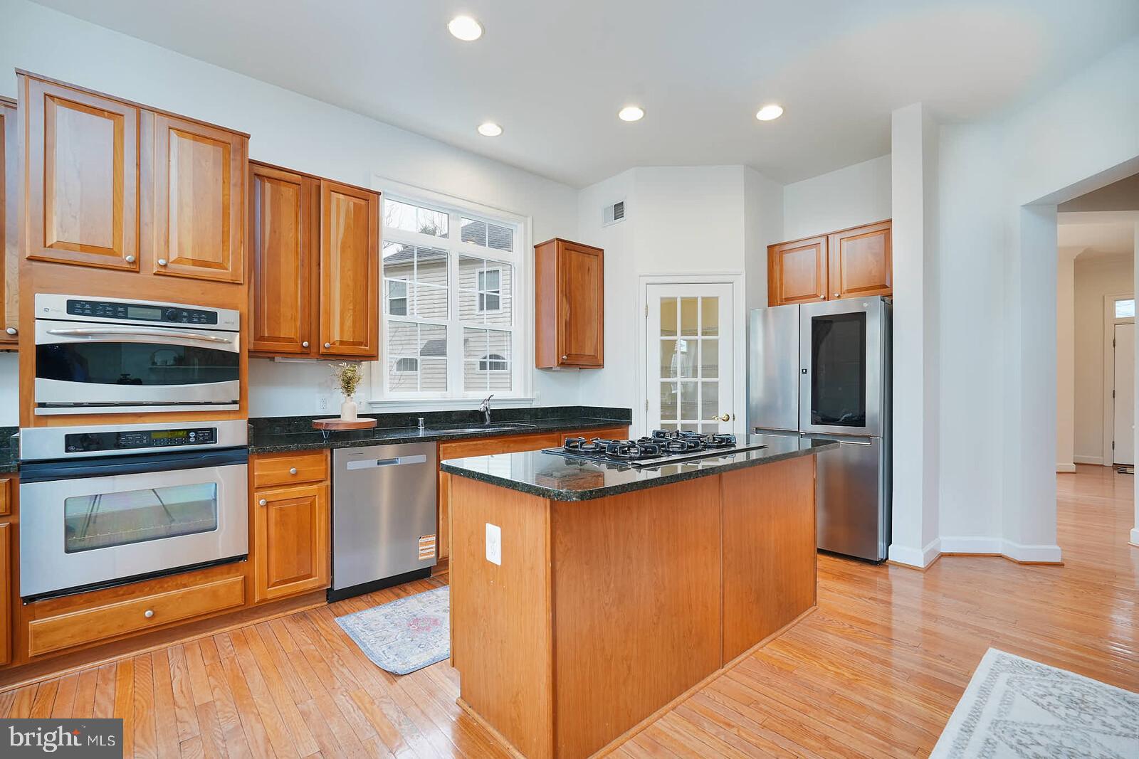 ROSE HILL - Residential