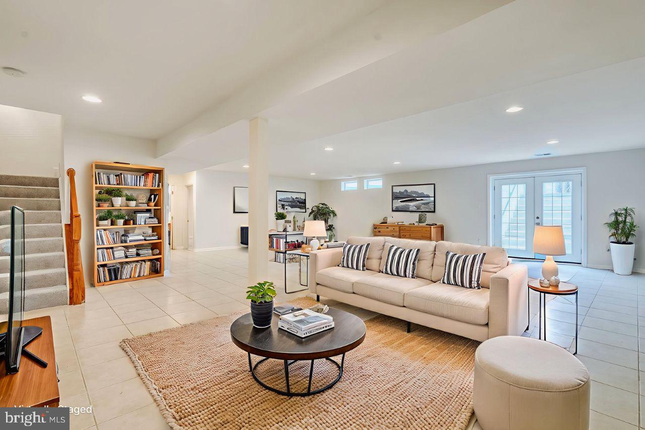 ROSE HILL - Residential