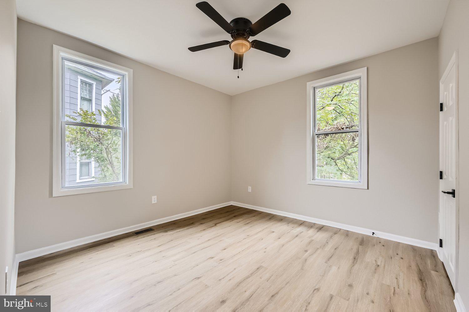 LAURAVILLE HISTORIC DISTRICT - Residential