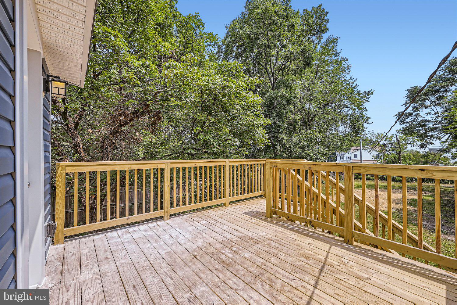 LAURAVILLE HISTORIC DISTRICT - Residential