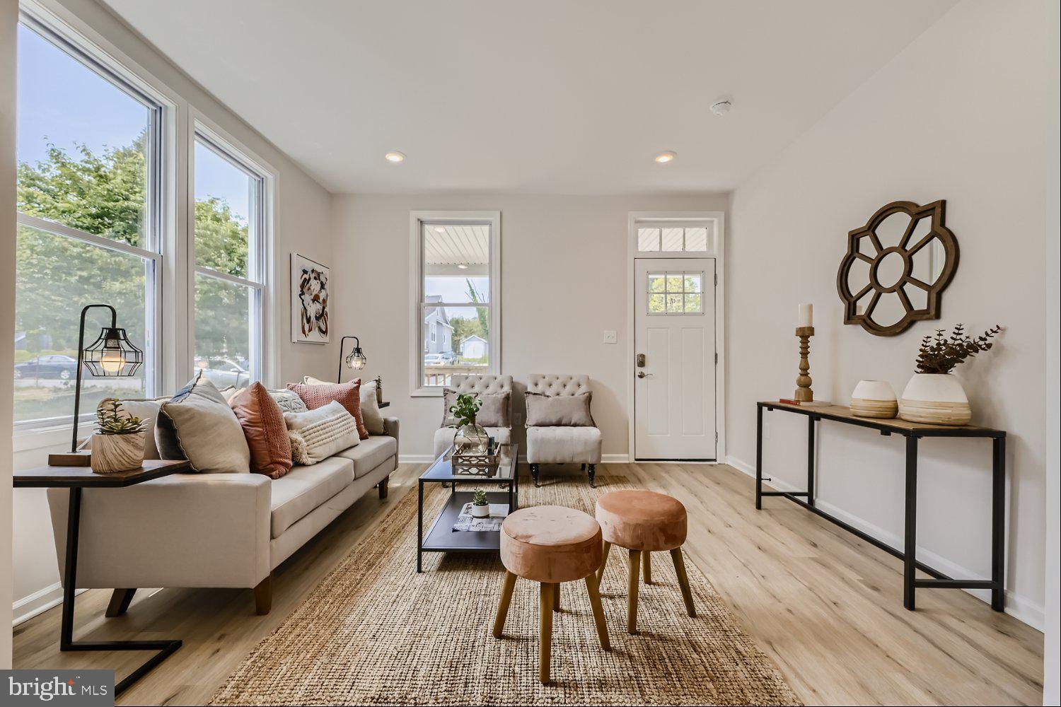 LAURAVILLE HISTORIC DISTRICT - Residential