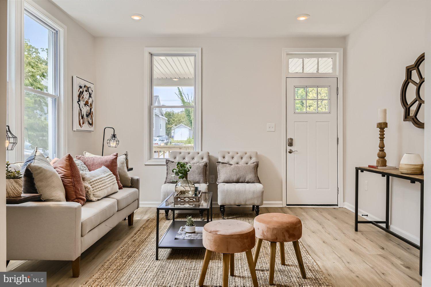 LAURAVILLE HISTORIC DISTRICT - Residential