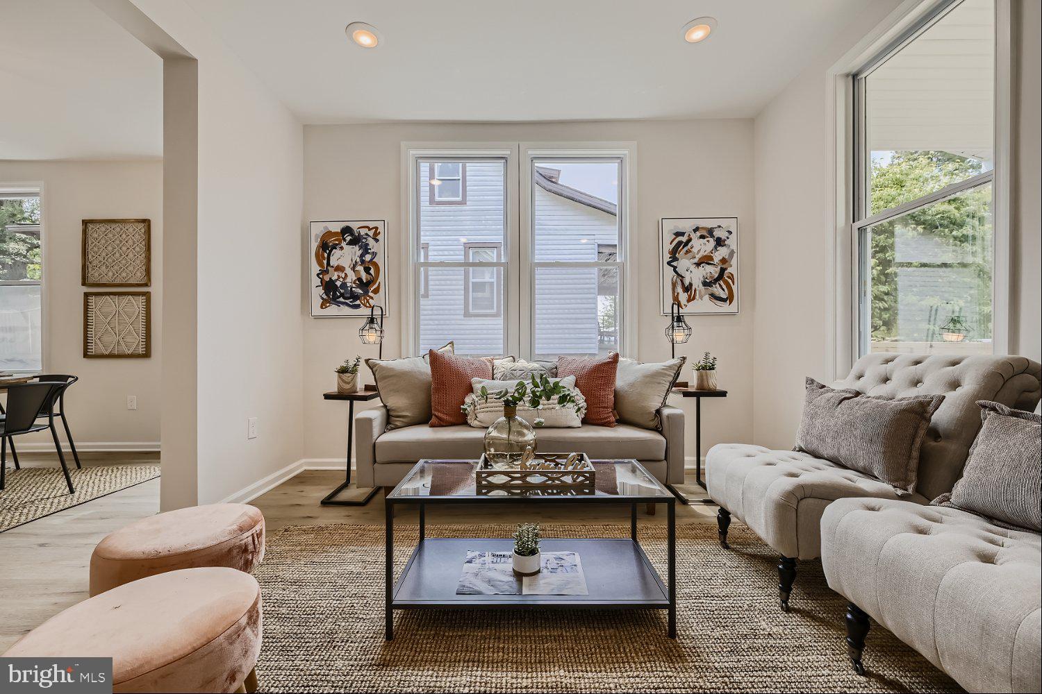 LAURAVILLE HISTORIC DISTRICT - Residential