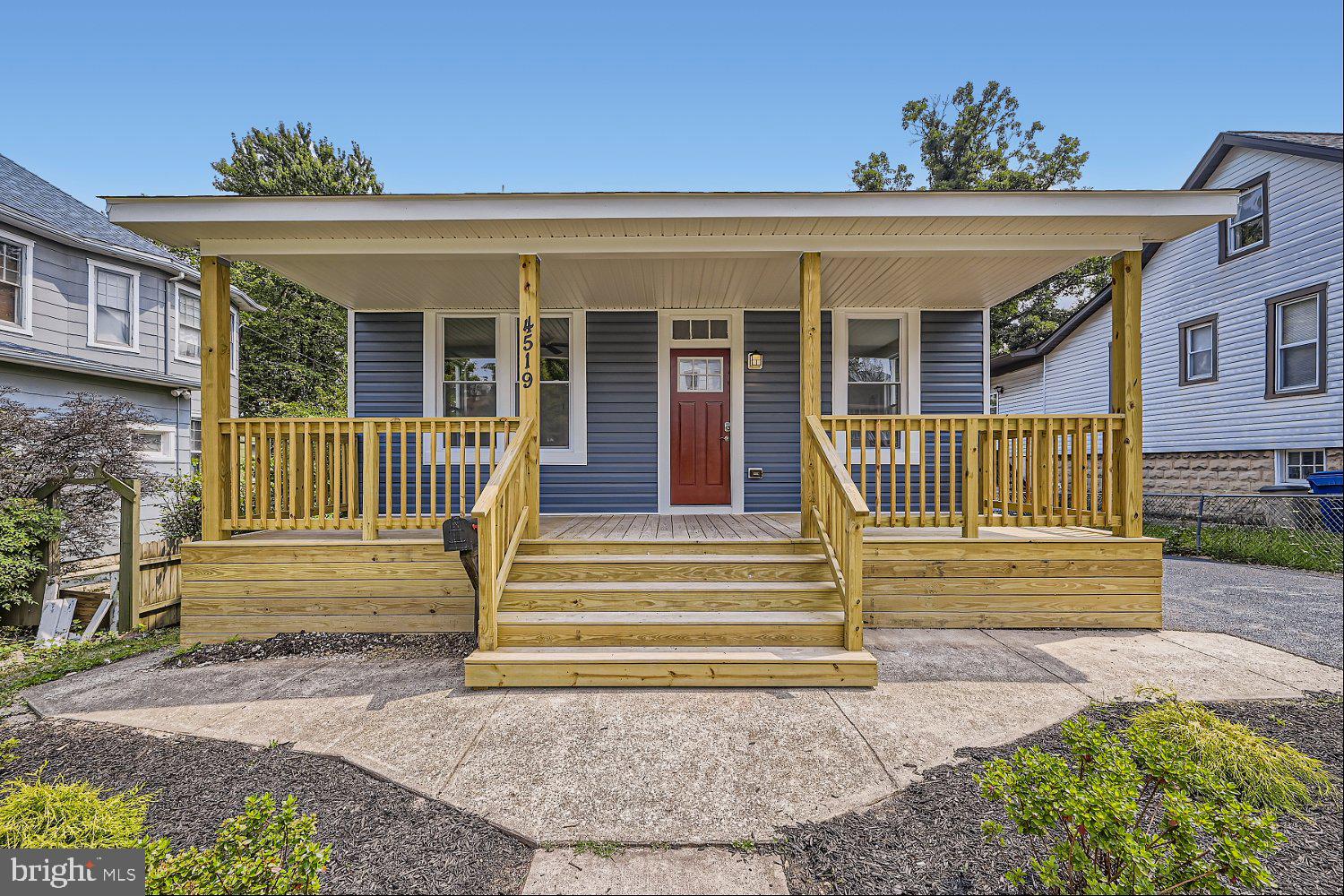 LAURAVILLE HISTORIC DISTRICT - Residential