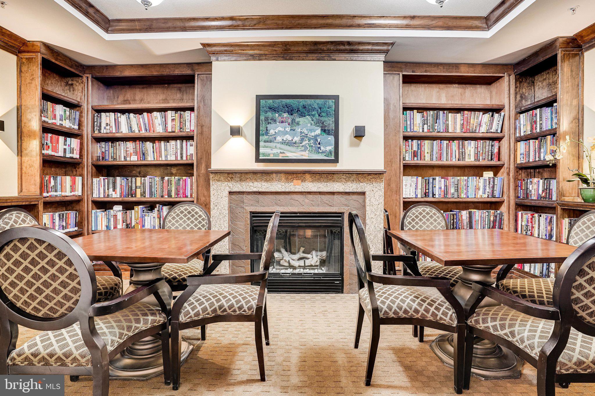 HIDDENBROOK - Residential