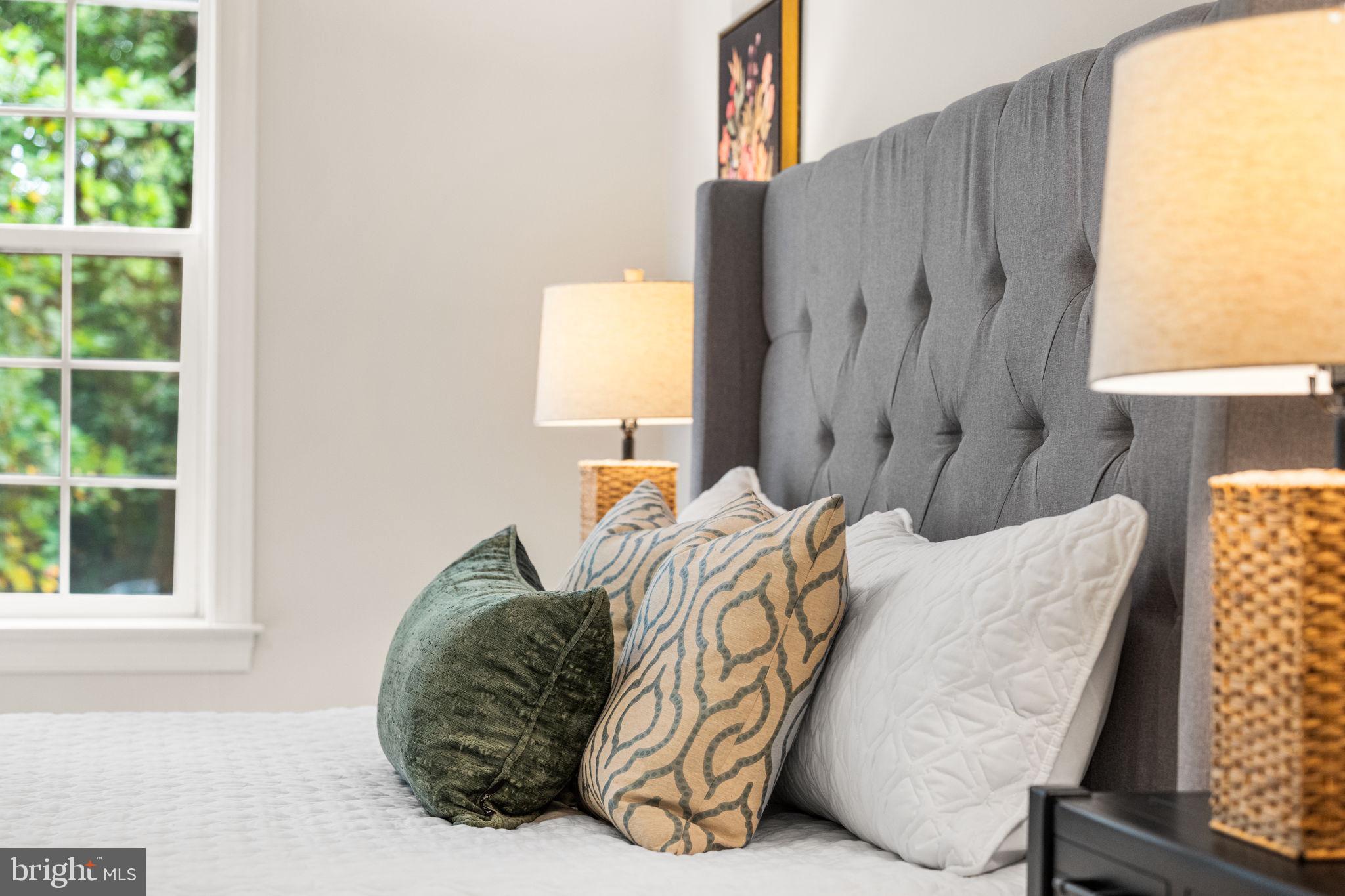 HIDDENBROOK - Residential